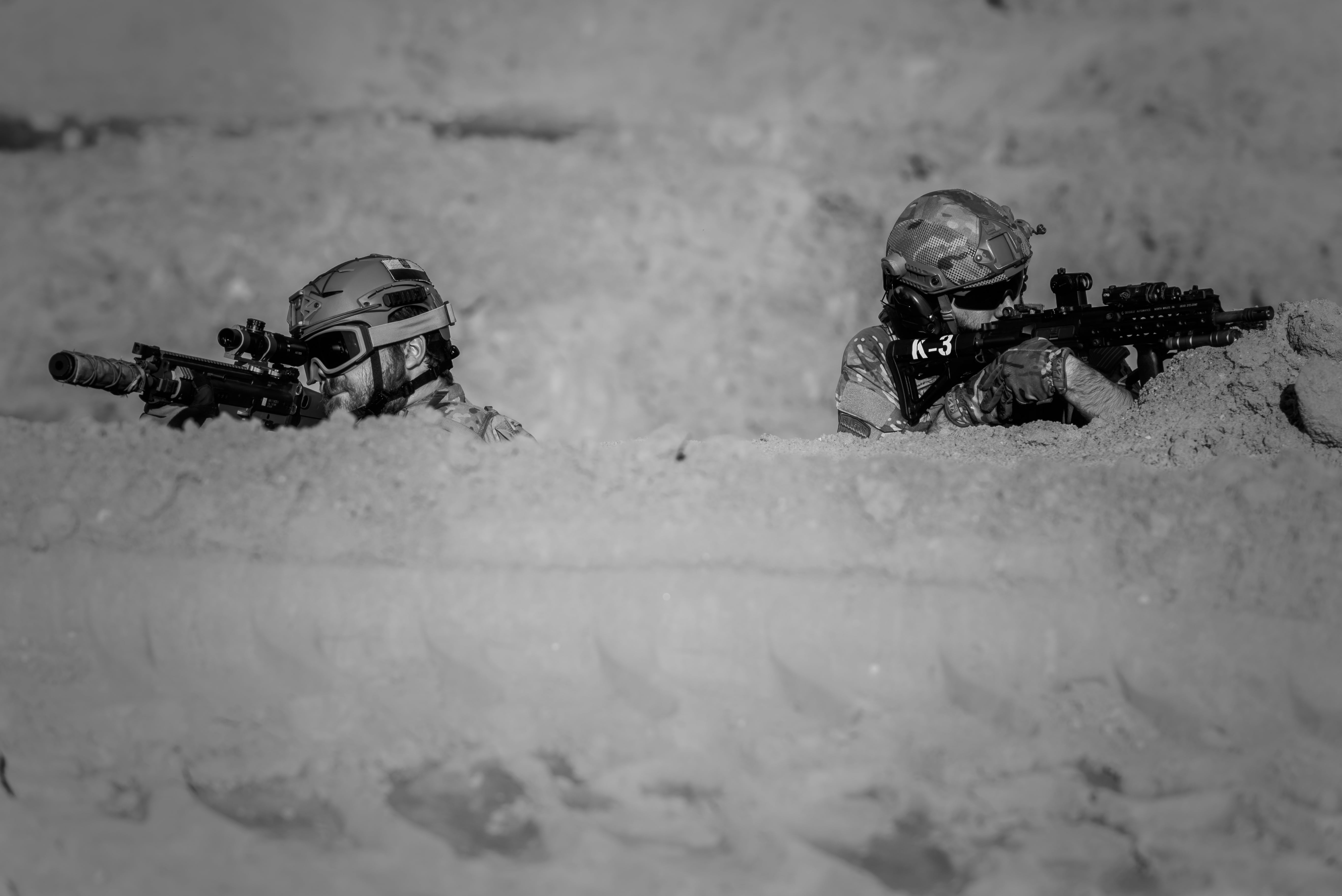 sport, 5K, man, no people, dom, extreme, action, snow, animals in the wild, outdoor, adventure, sand, team, desert, activity, group, outdoors, soldier, HD Wallpaper