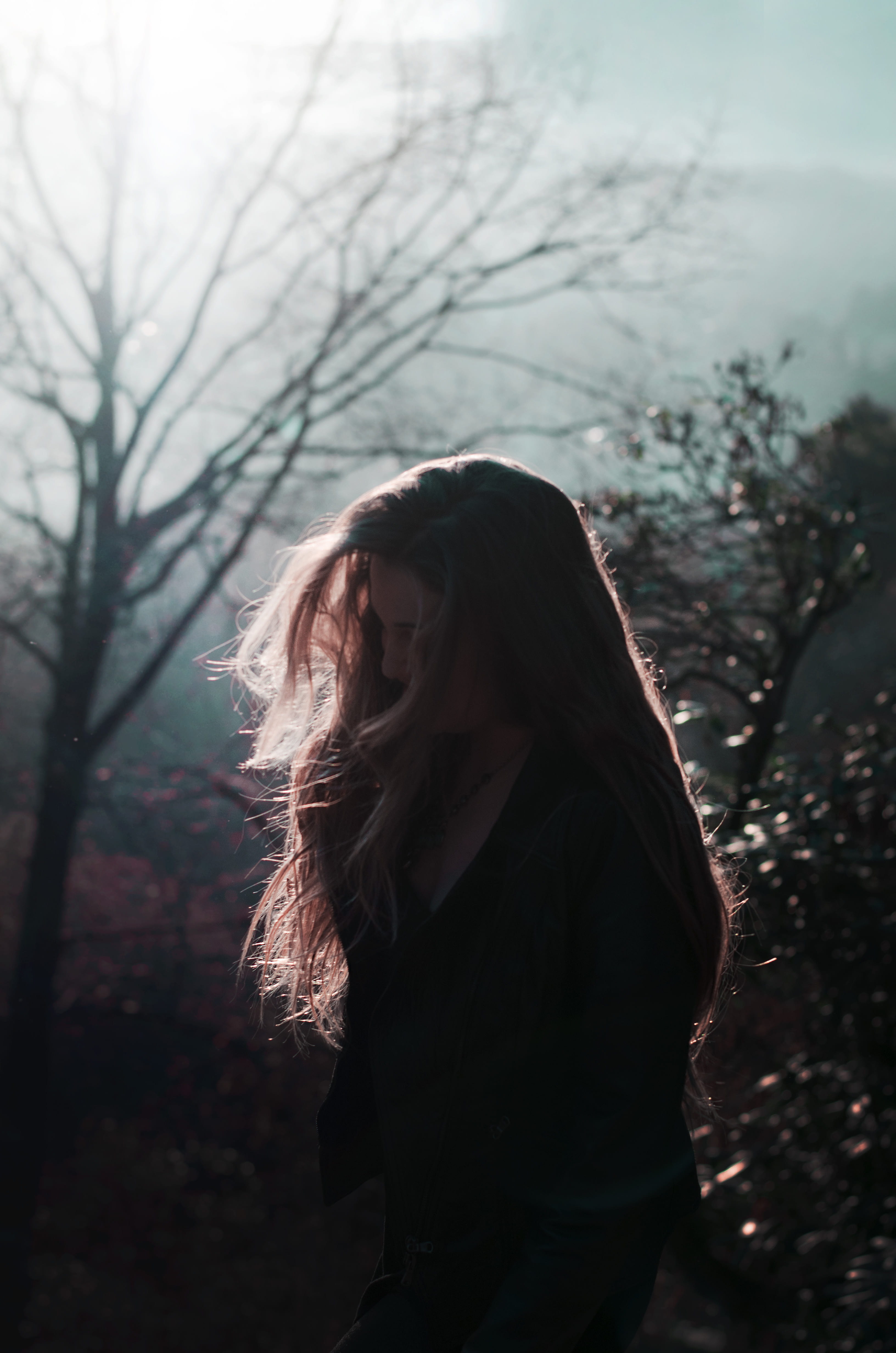 lifestyles, leisure activity, plant, nature, portrait, mountain, one person, femal, girl, contemplation, explore, adult, hair in face, outdoors, faceless, Phone HD Wallpaper