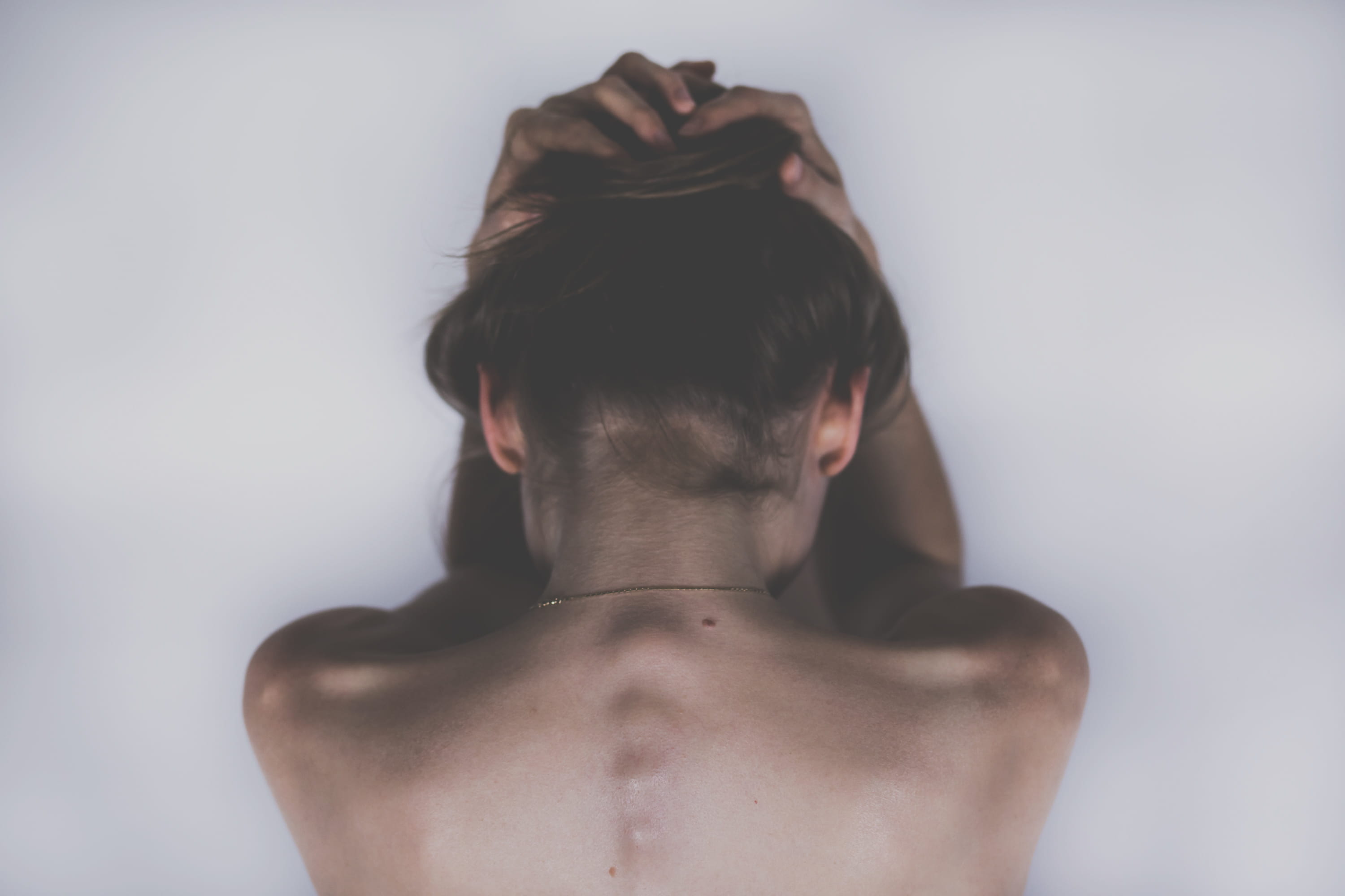 rear view, hair bun, young adult, spine, back, shirtless, hairstyle, adult, sad, beauty, brown hair, shoulders, photography, hair, head, human body part, HD Wallpaper