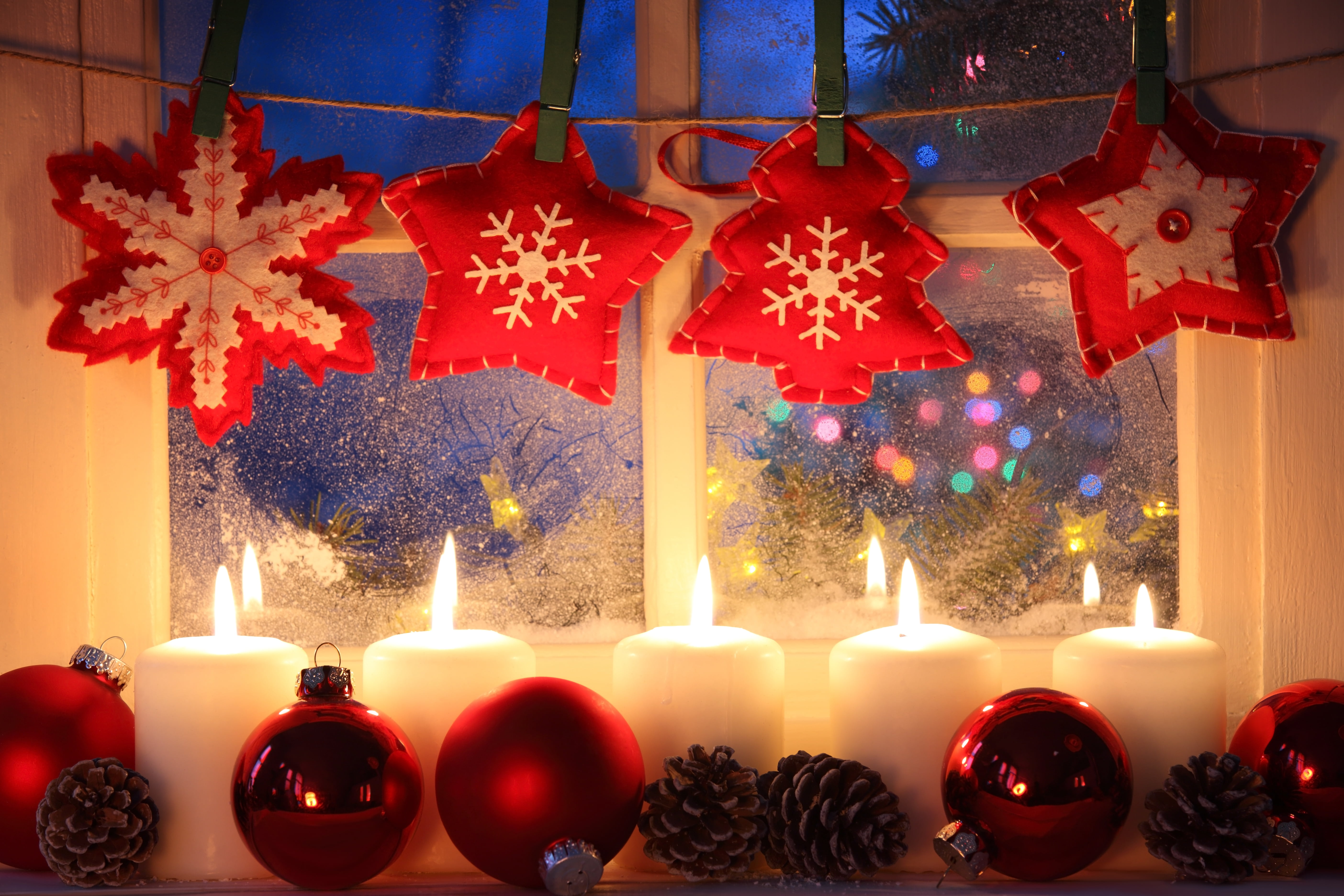 fire, Christmas spirit, 5K, wood - Material, fire - Natural Phenomenon, nature, indoors, season, christmas Decoration, december, decoration, shiny, ornate, HD Wallpaper