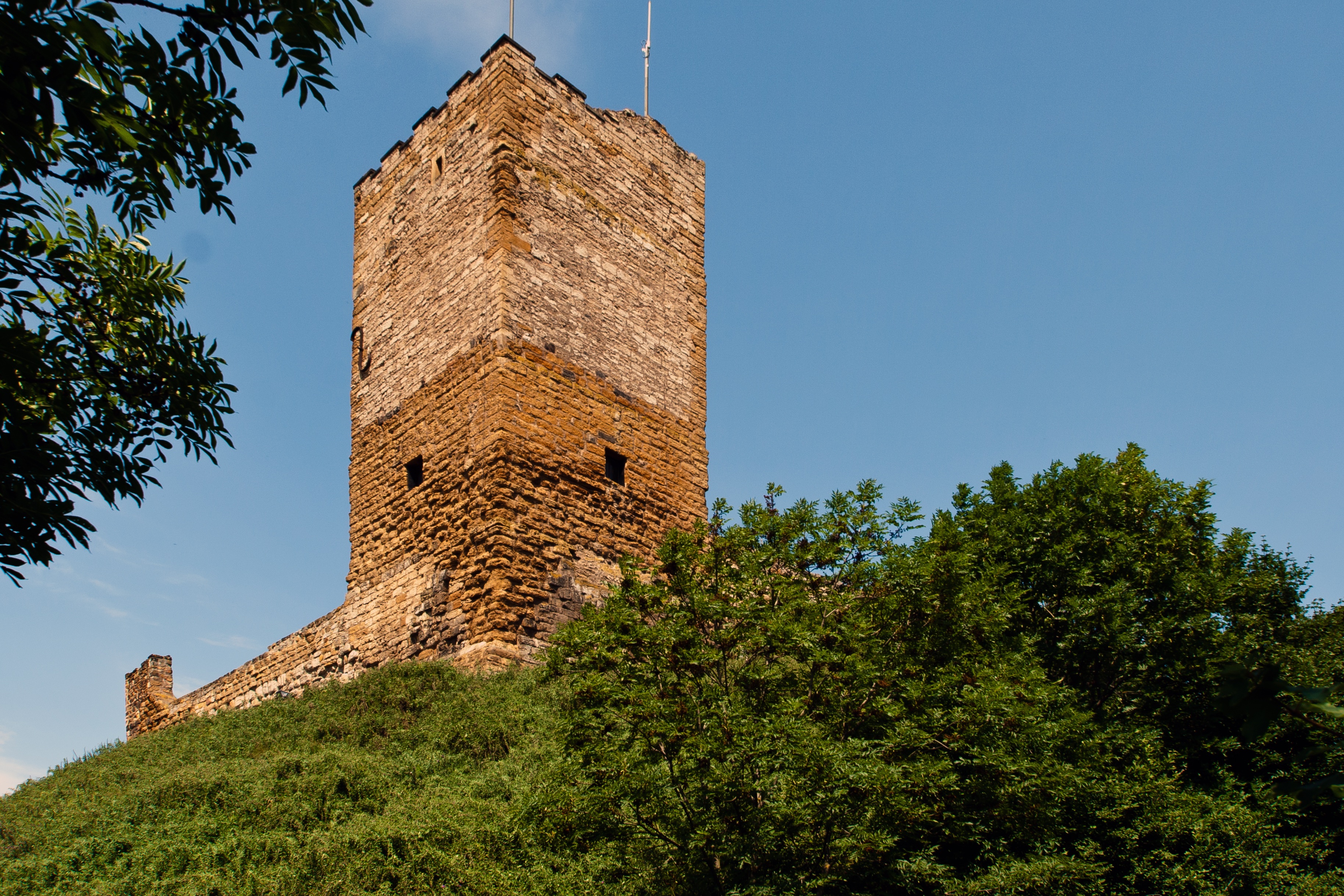 thuringia germany, thuringian forest, building exterior, fort, day, outdoors, office building exterior, tree, 2K, no people, built structure, history, HD Wallpaper