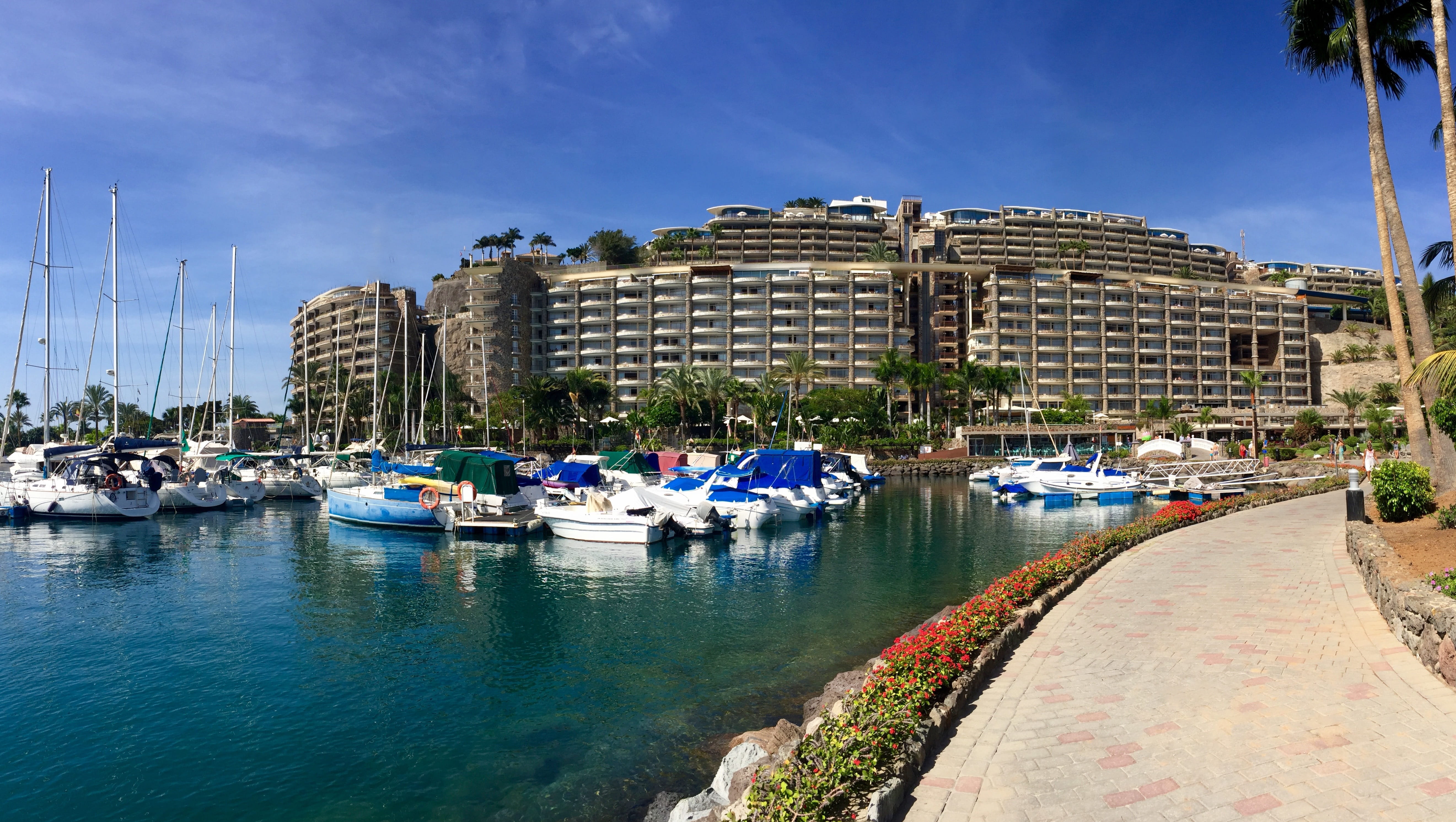marina, waterfront, reflection, water, day, anfi del mar, travel destinations, sky, building exterior, Hotel, canal, sailboat, 5K, harbor, office building exterior, HD Wallpaper
