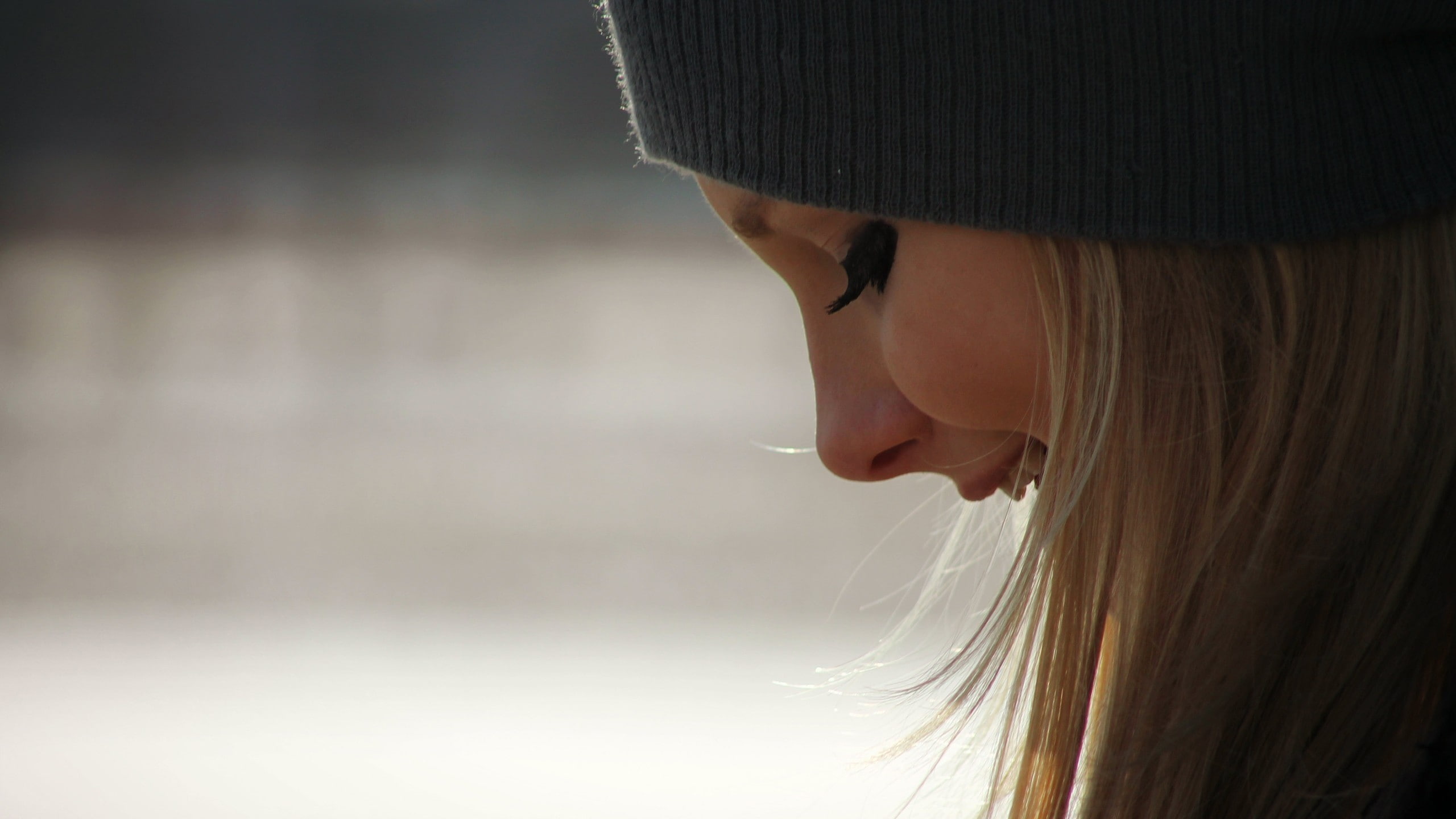 adult, young women, 2K, teenager, face, portrait, long hair, human hair, human face, hat, focus on foreground, side view, headshot, clothing, beanie, human body part, HD Wallpaper