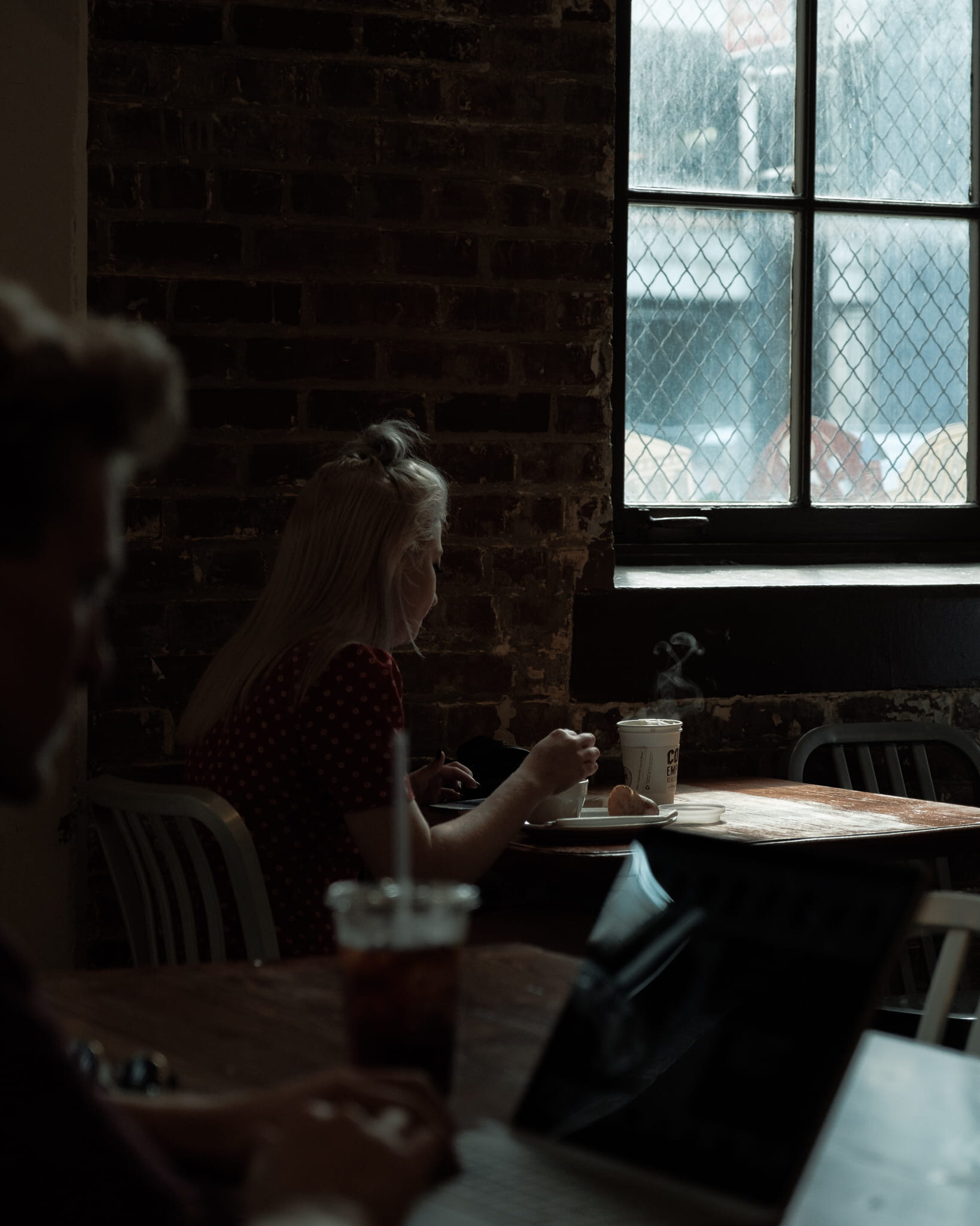 room, dining room, human, grey, housing, drink, furniture, 1080P, hairstyle, business, woman, apartment, restaurant, interior design, blonde, cup, coffee cup, Phone HD Wallpaper