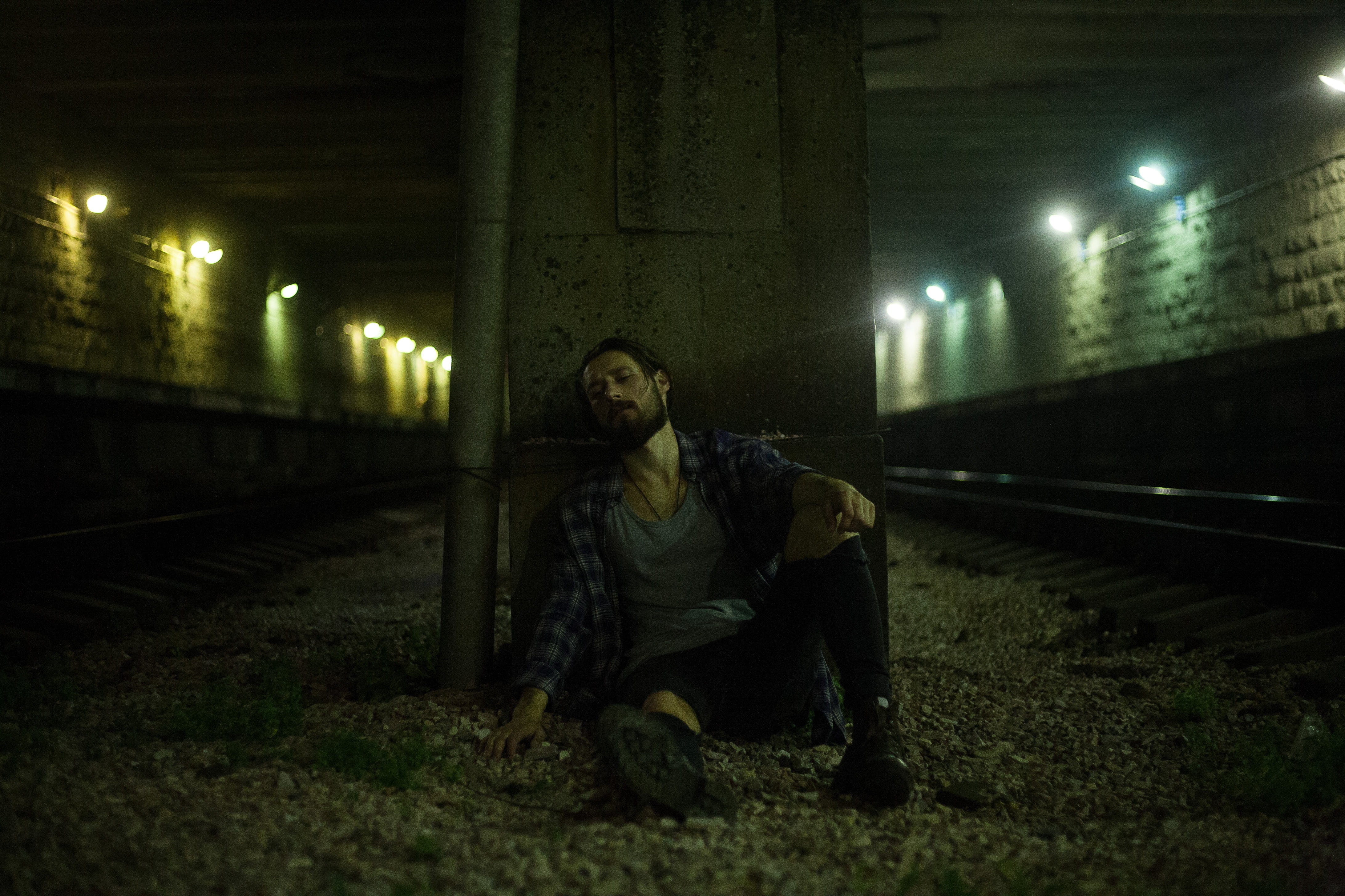t, mode of transportation, neck, contemplation, person, man, rail transportation, shirt, clothing, architecture, illuminated, front view, tired, transportation, HD Wallpaper