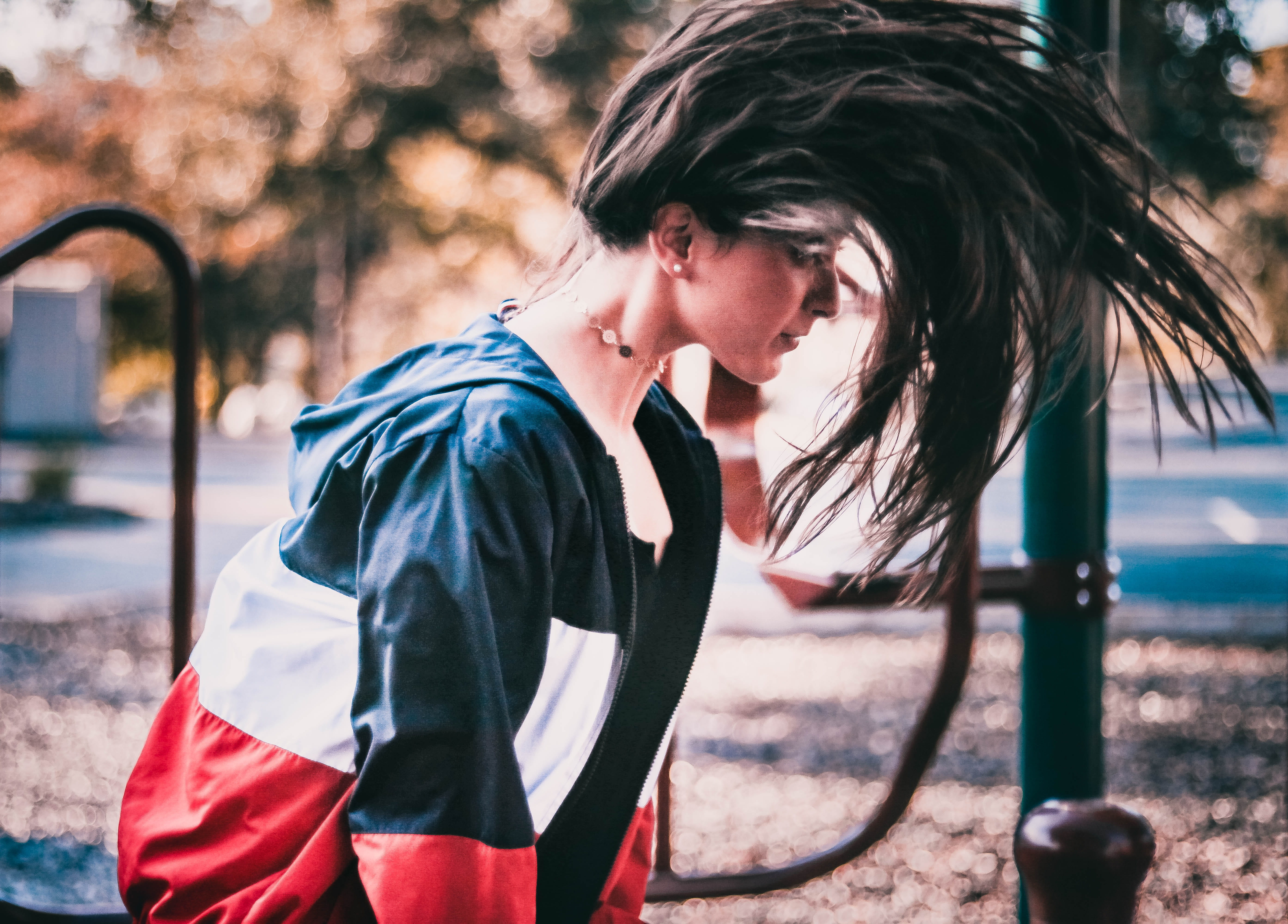 background blur, young adult, leisure activity, focus on foreground, human face, adolescence, teenager, waist up, water, casual clothing, day, photoshop, HD Wallpaper