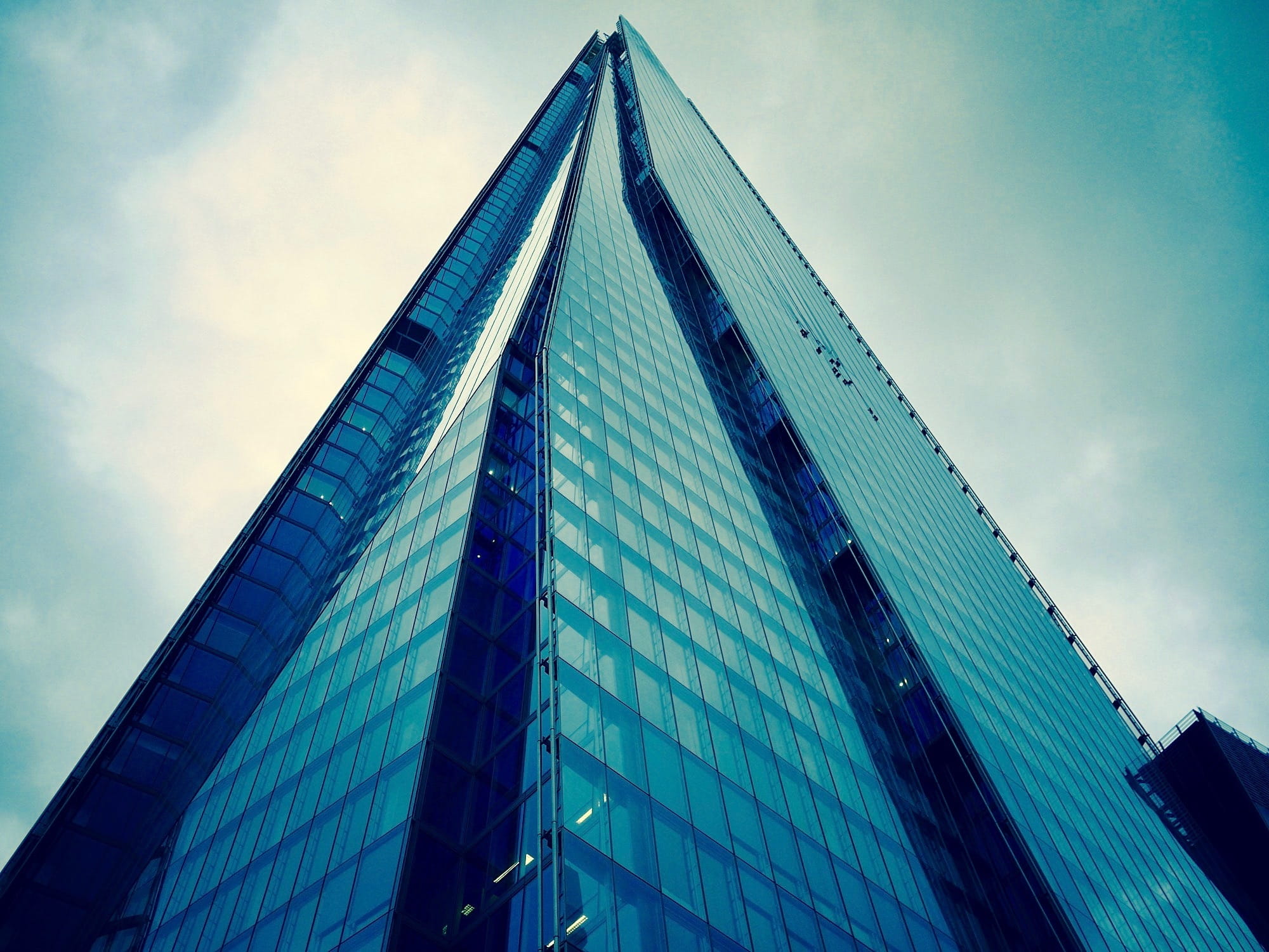triangle shape, city, building exterior, office building exterior, no people, glass - material, glass, business, famous, cloud - sky, tall - high, blue, HD Wallpaper