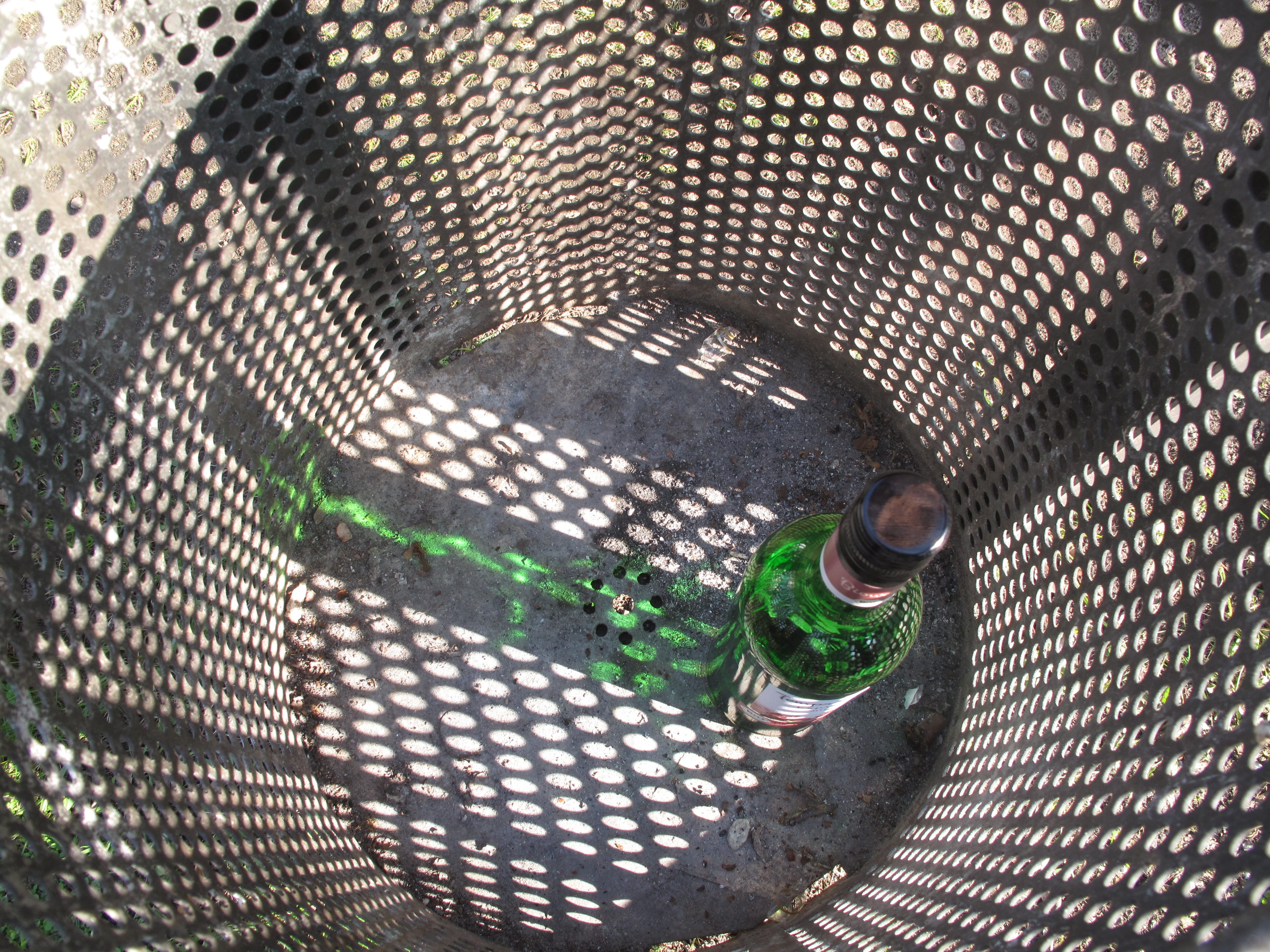 4K, outdoors, high angle view, garbage, nature, security, vertebrate, pattern, ton, waste, one animal, green color, grate, sunlight, no people, glass, HD Wallpaper