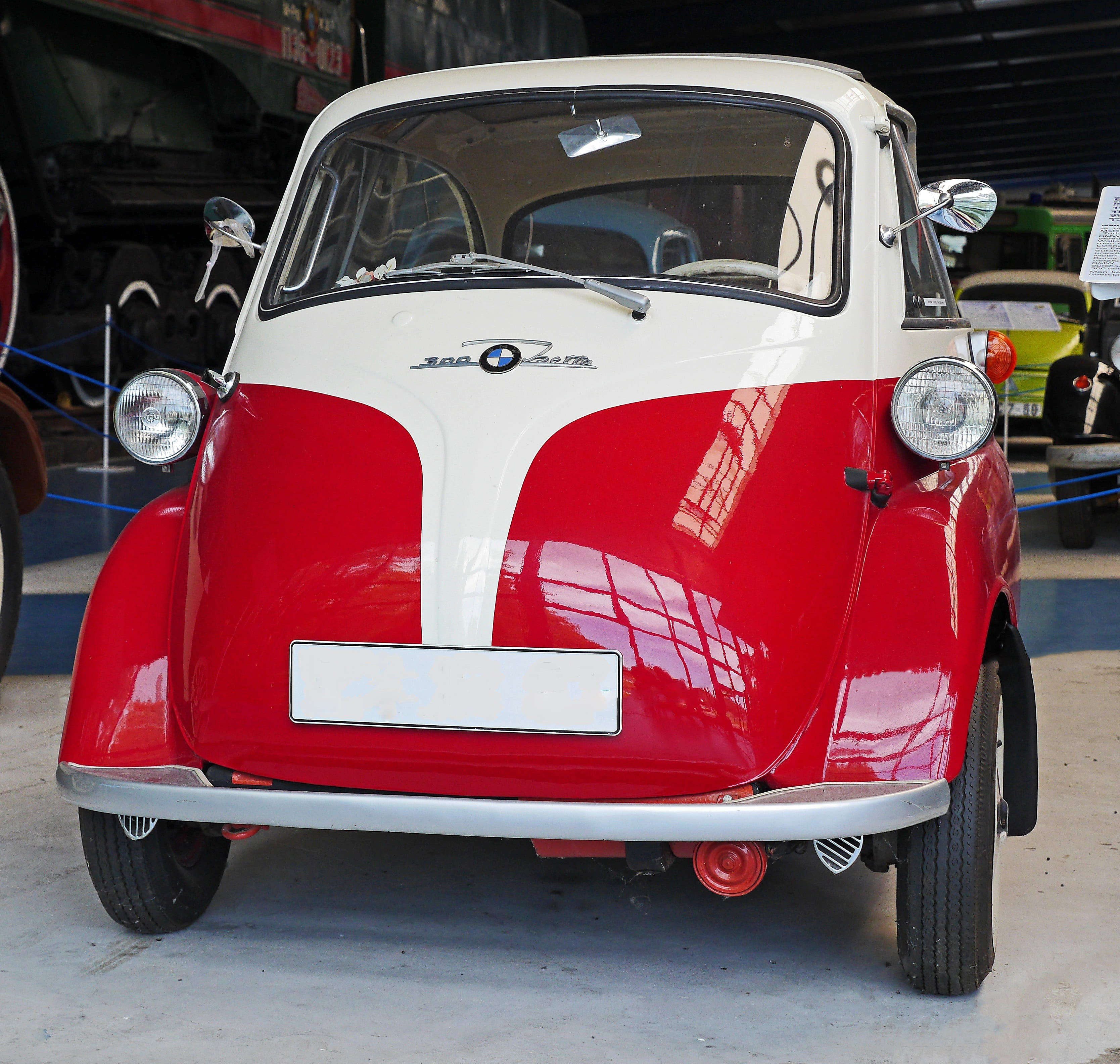 classic, parking, car, day, mini, isetta 300, headlight, auto, front view, number, mobility, vehicle, retro styled, snogging ball, red, two seater, vintage car, HD Wallpaper