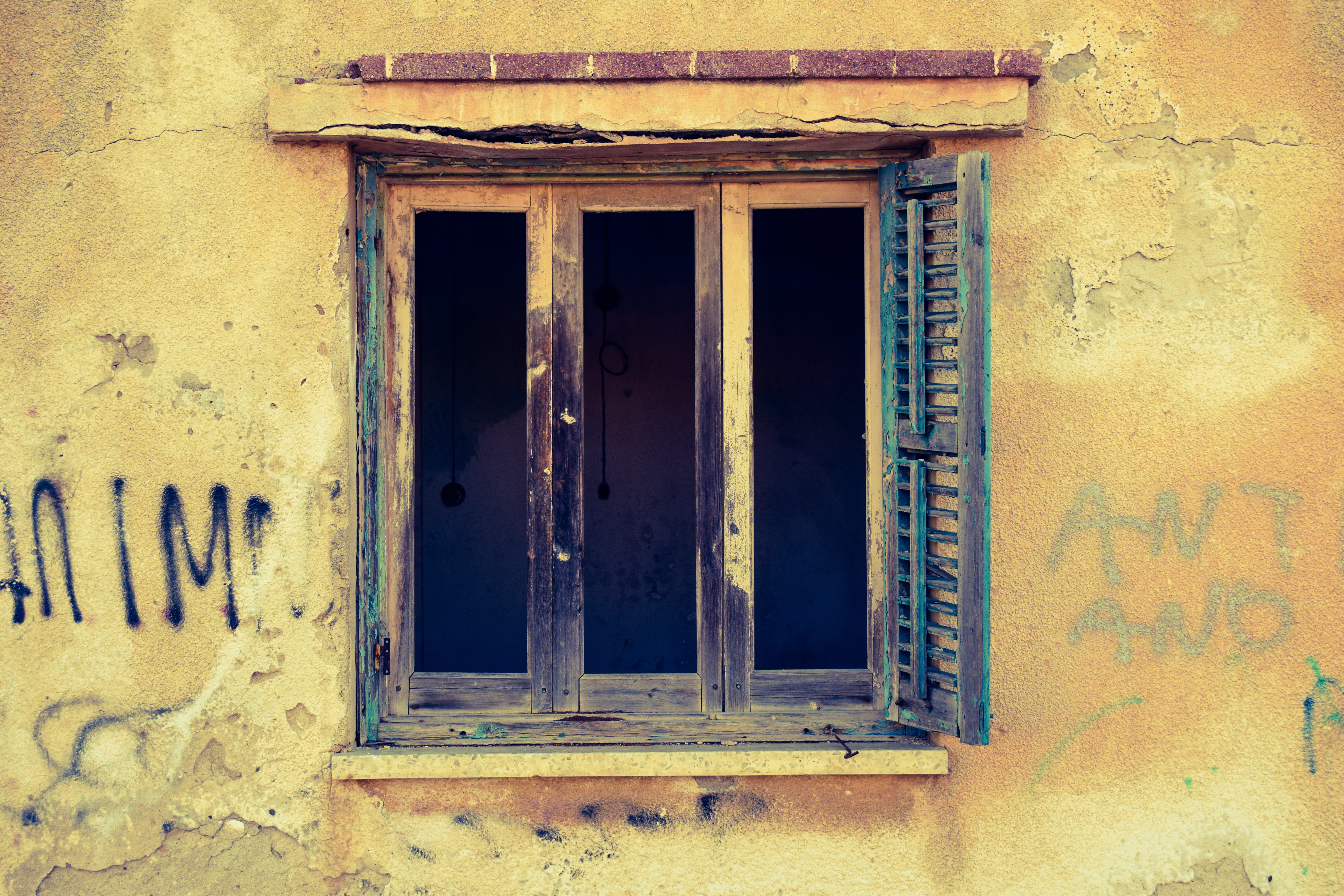 wreck, decay, architecture, close-up, closed, abandoned, wall - building feature, entrance, residential district, Damaged, no people, door, security, 5K, HD Wallpaper
