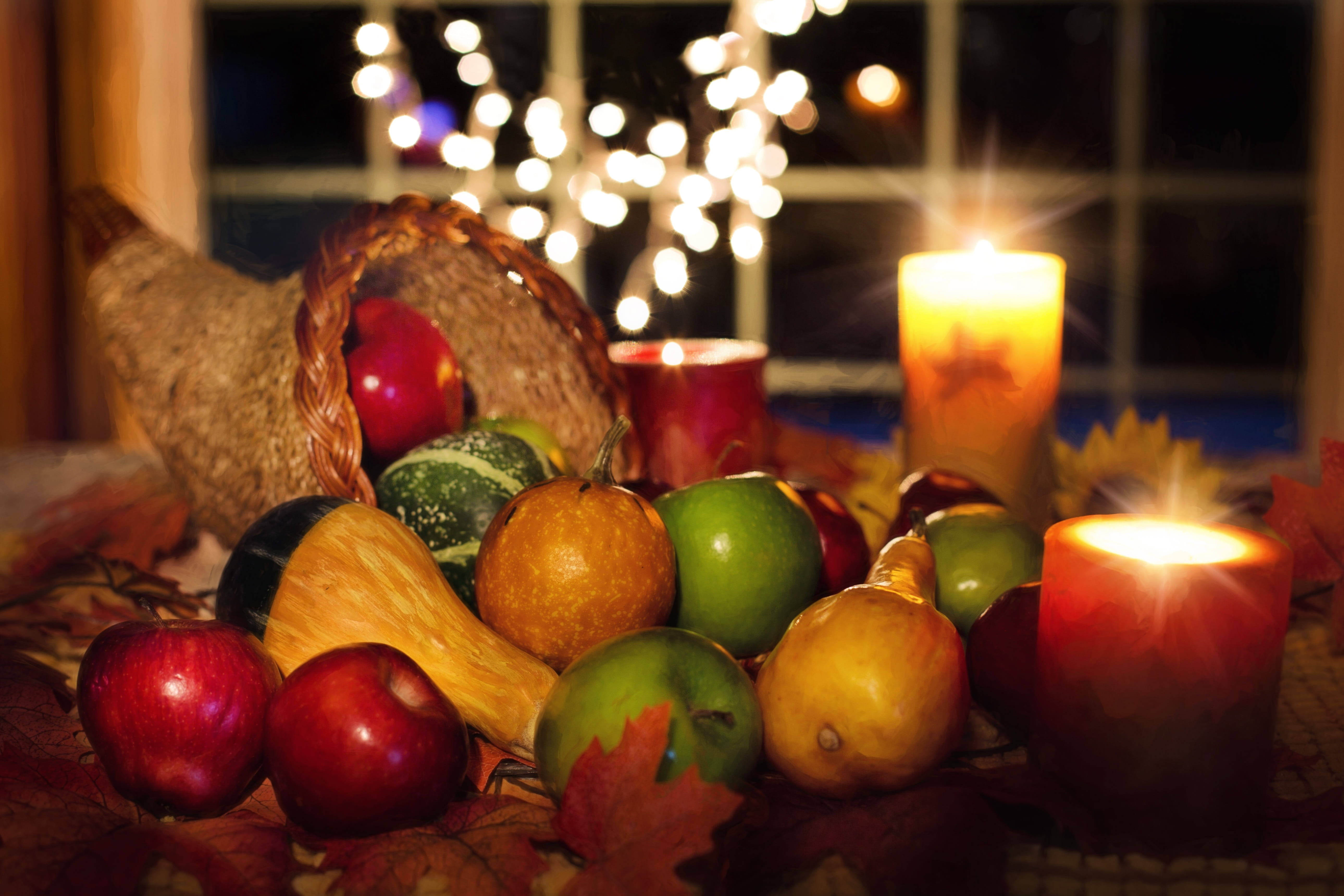 christmas ornament, 5K, harvest, arrangement, fire - natural phenomenon, november, fire, food, nature, healthy eating, traditional, decoration, seasonal, HD Wallpaper