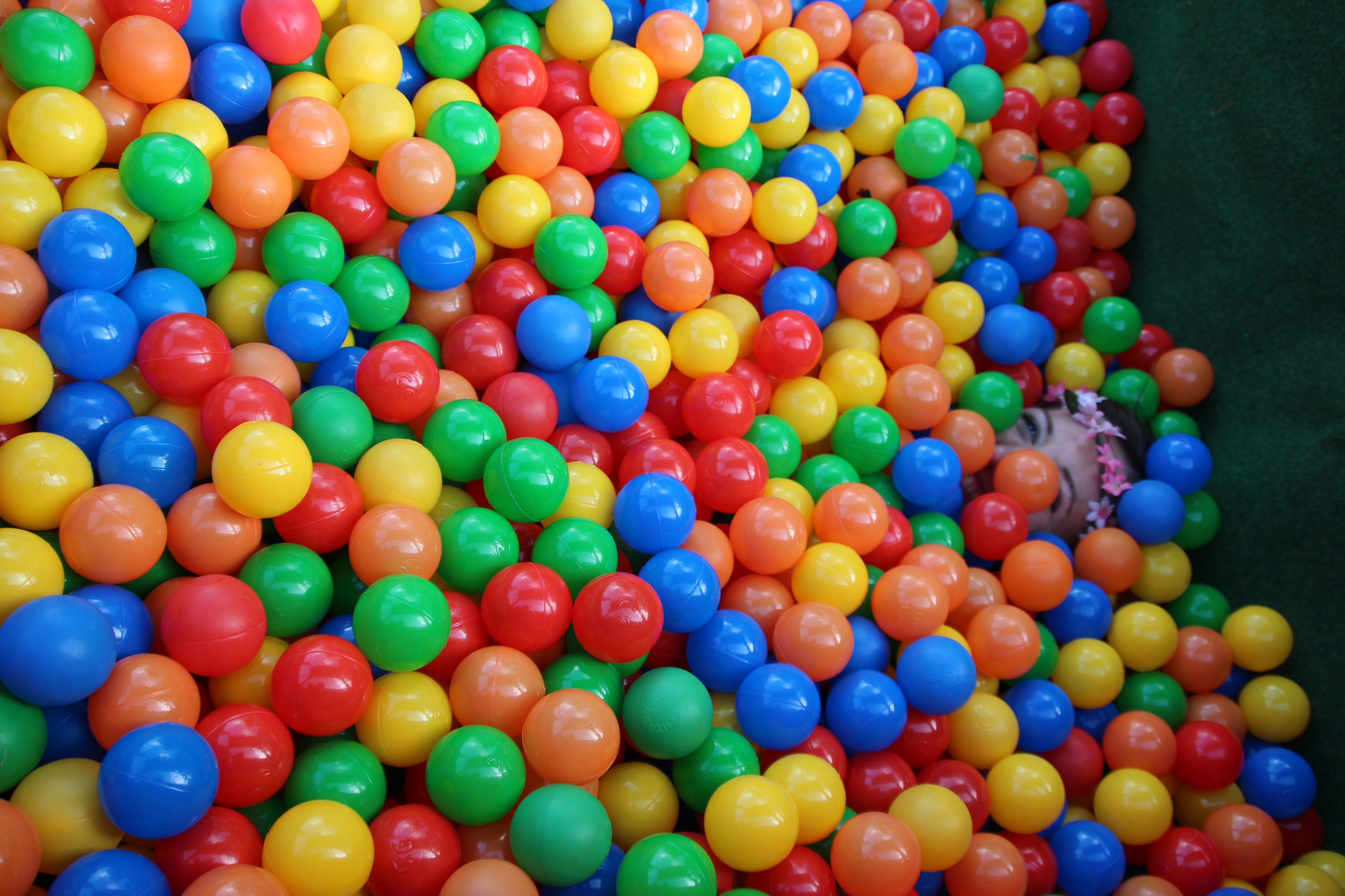 full frame, large group of objects, Ball Pit, food, candy, Balls, unhealthy eating, lot, Toys, sweet, abundance, toy, food and drink, high angle view, Plastic, HD Wallpaper