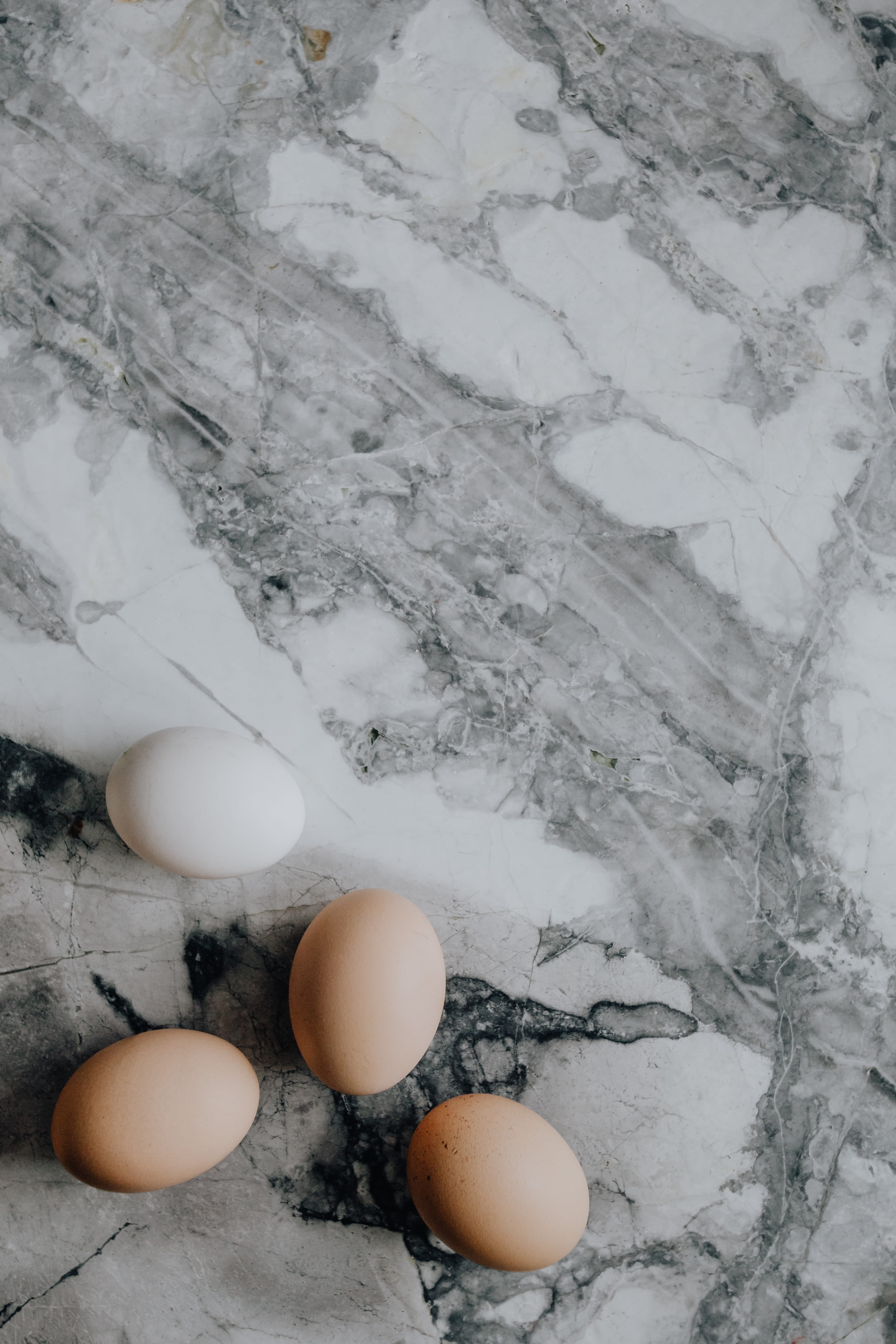 food and drink, freshness, nature, above, still life, fresh, no people, vulnerability, marble, eggs, animal egg, indoors, white color, healthy eating, organic, Phone HD Wallpaper