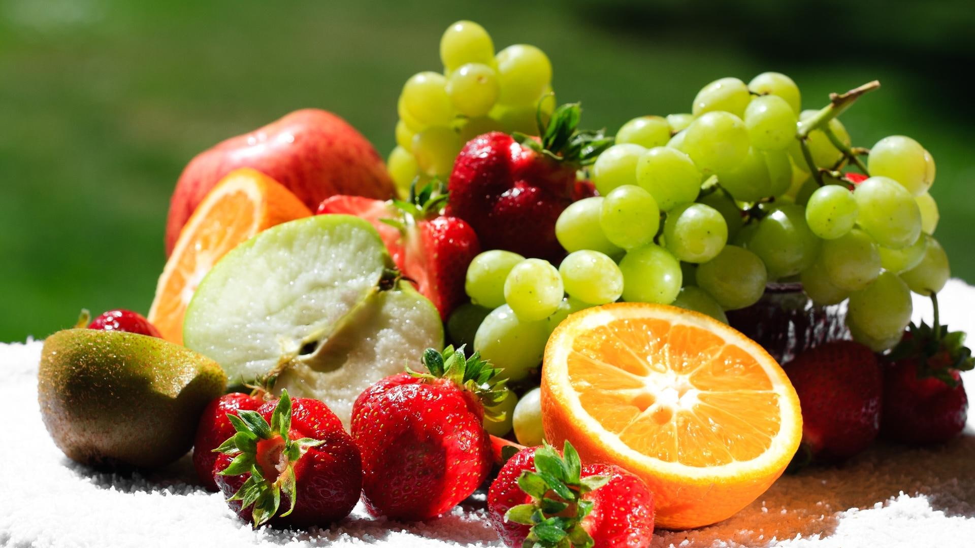 orange, vitamins, assortment, photography, health, grap, apple, refreshing, 1080P, strawberry, grapes, fresh, healthy, natural, fruit, HD Wallpaper