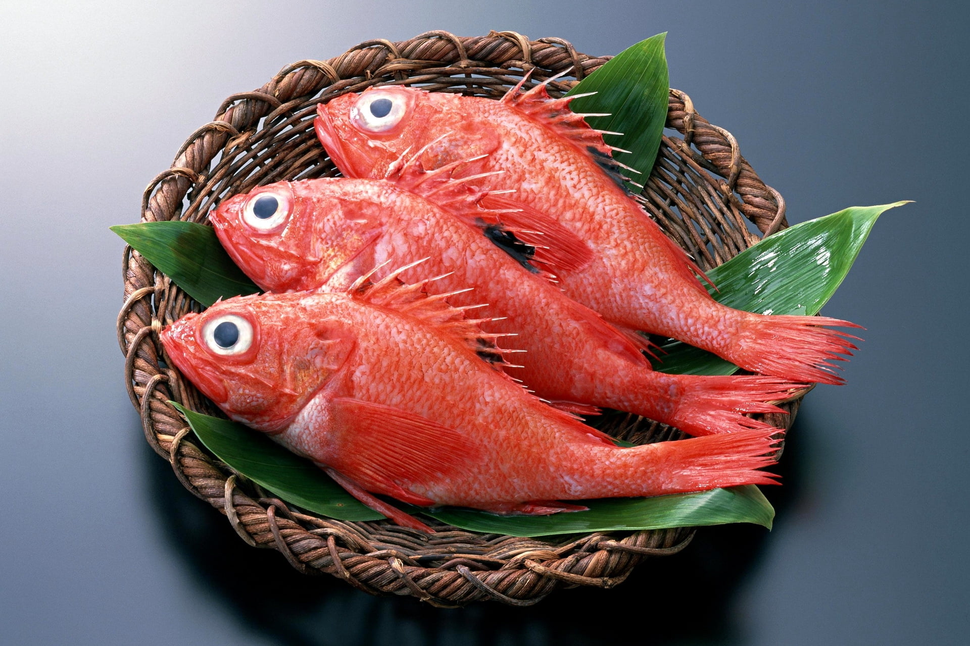 animal, seafood, gourmet, red, freshness, ingredient, luxury, container, leaf, 1080P, studio shot, dinner, nature, fish, basket, fishes, raw Food, vertebrate, HD Wallpaper