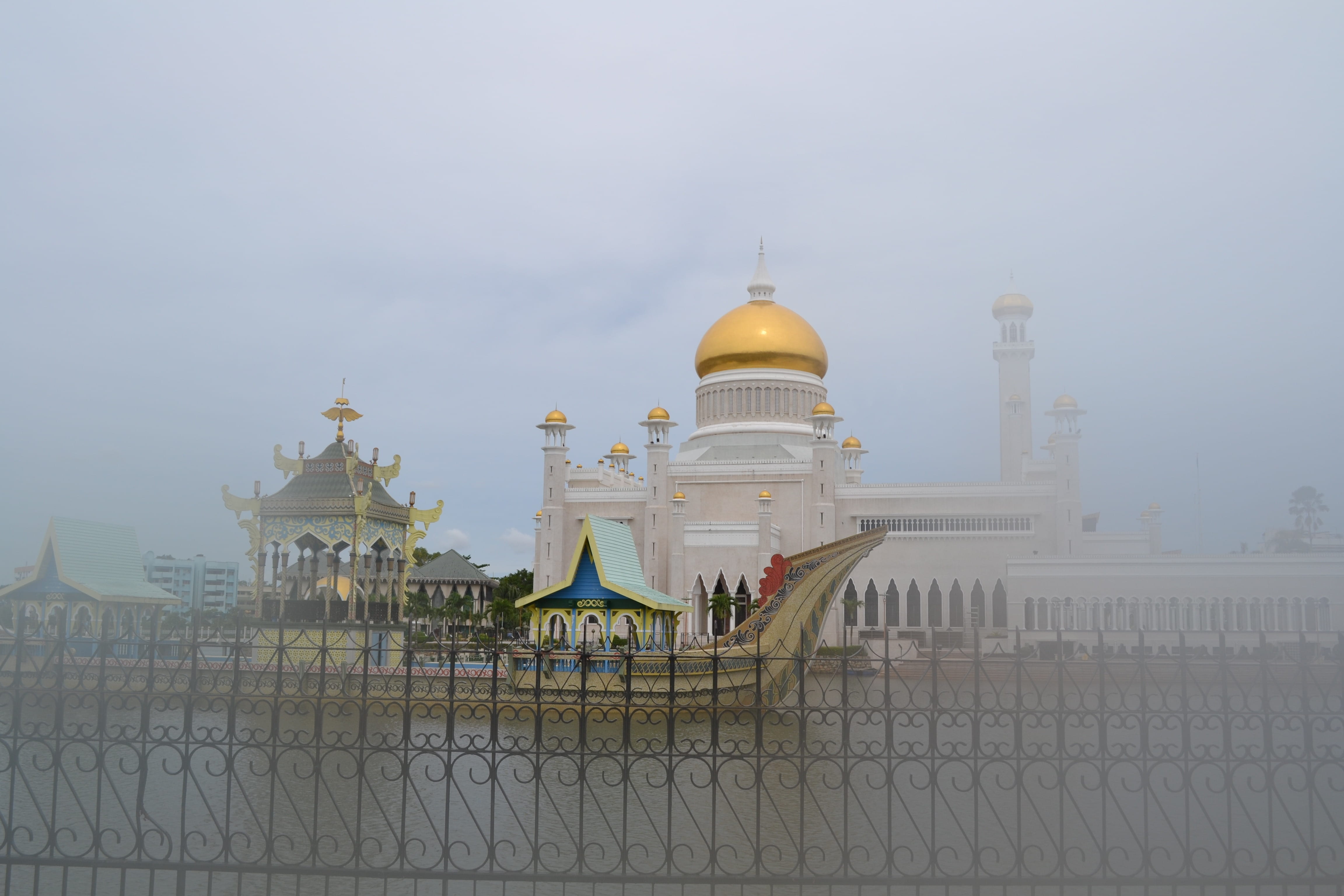 travel, no people, spirituality, building, white, sky, nature, place of worship, temple - Building, famous Place, fog, spire, religion, bandar seri begawan, HD Wallpaper