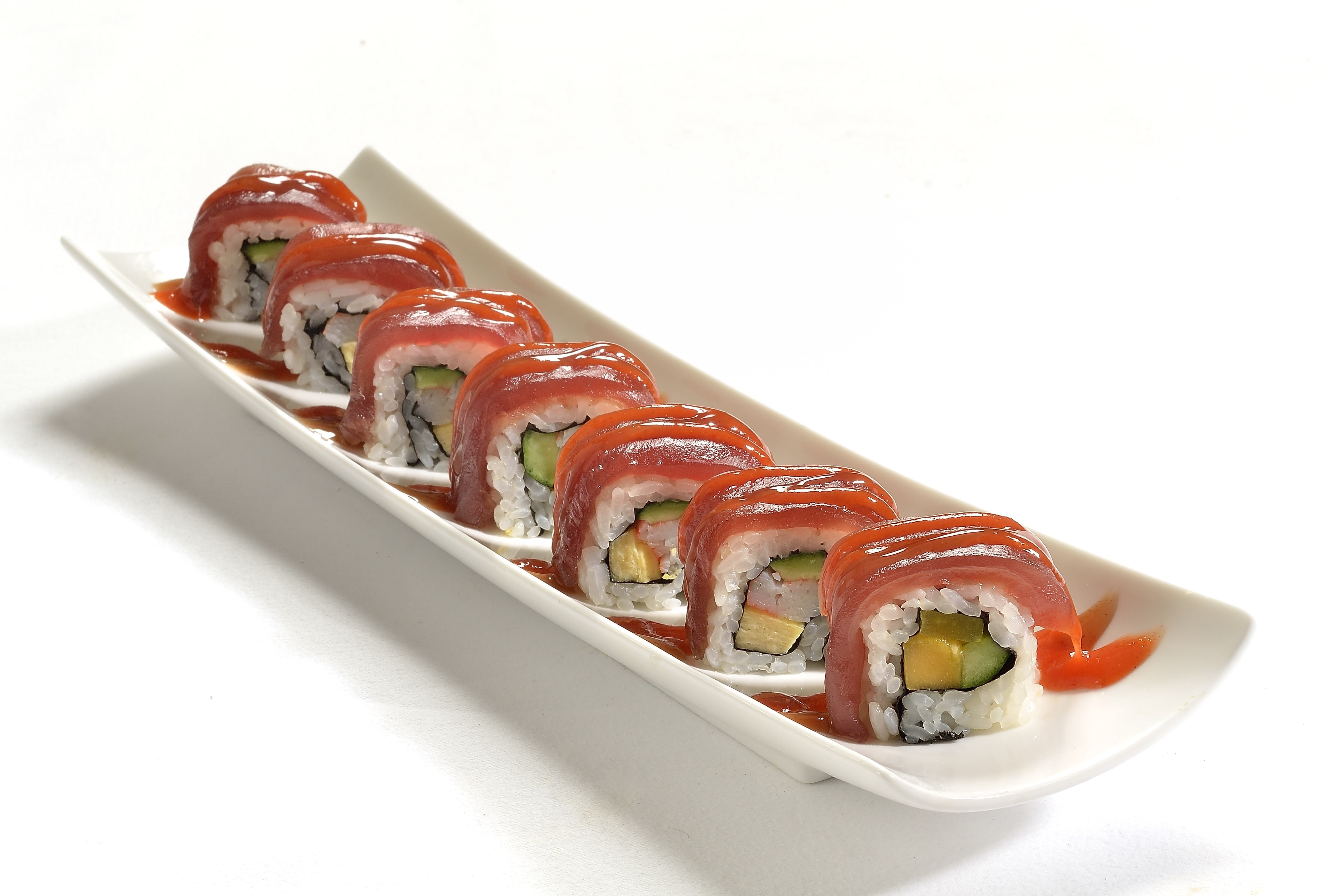 freshness, dieting, plate, rectangular, uramaki, indoors, garnish, dinner, snack, no people, meal, wellbeing, fish, fresh, red, studio shot, food and drink, HD Wallpaper