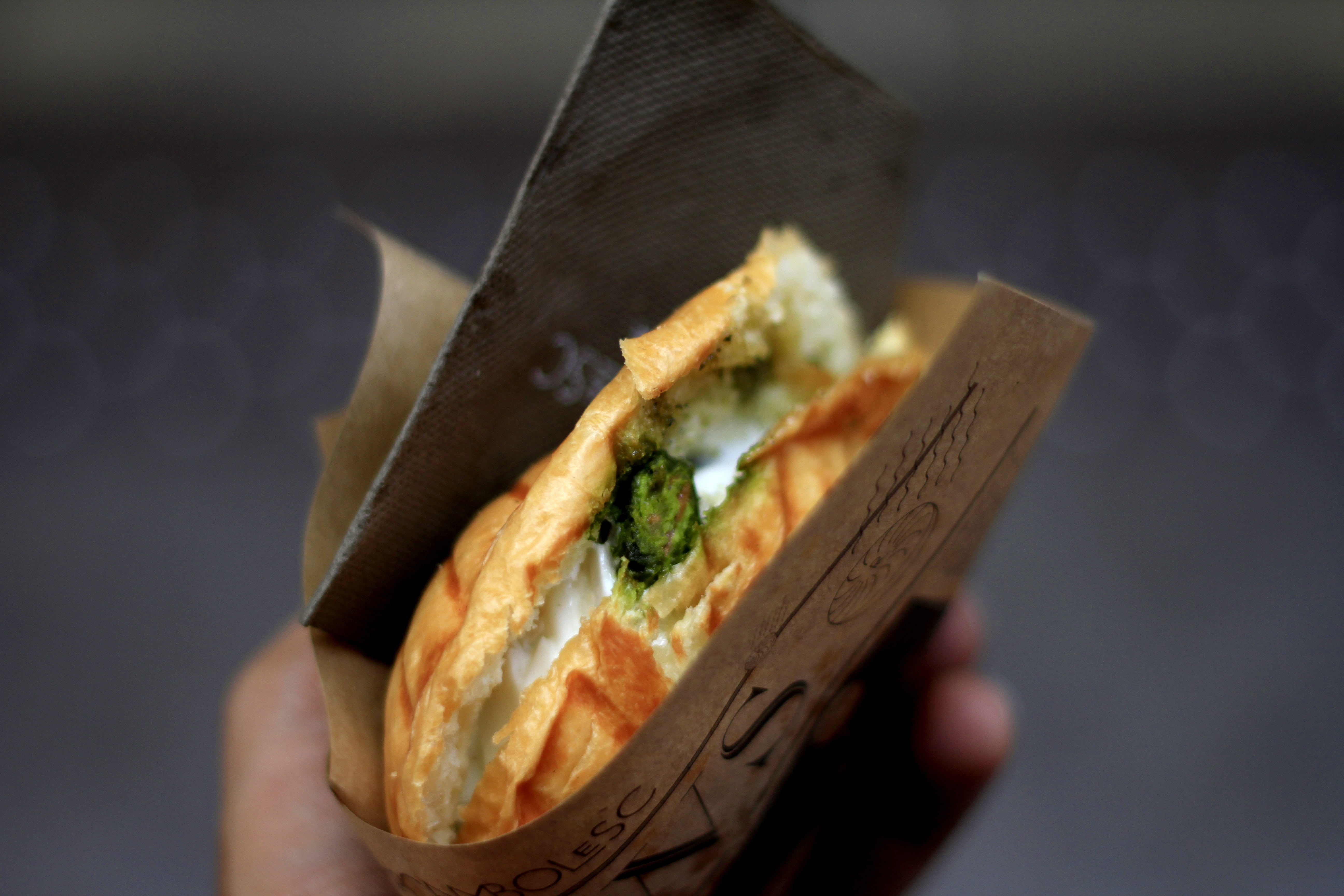 meal, human body part, take out food, food, ready-to-eat, asian food, burger, bread, hand, person, sandwich, snack, healthy eating, vegetable, wrapped, HD Wallpaper
