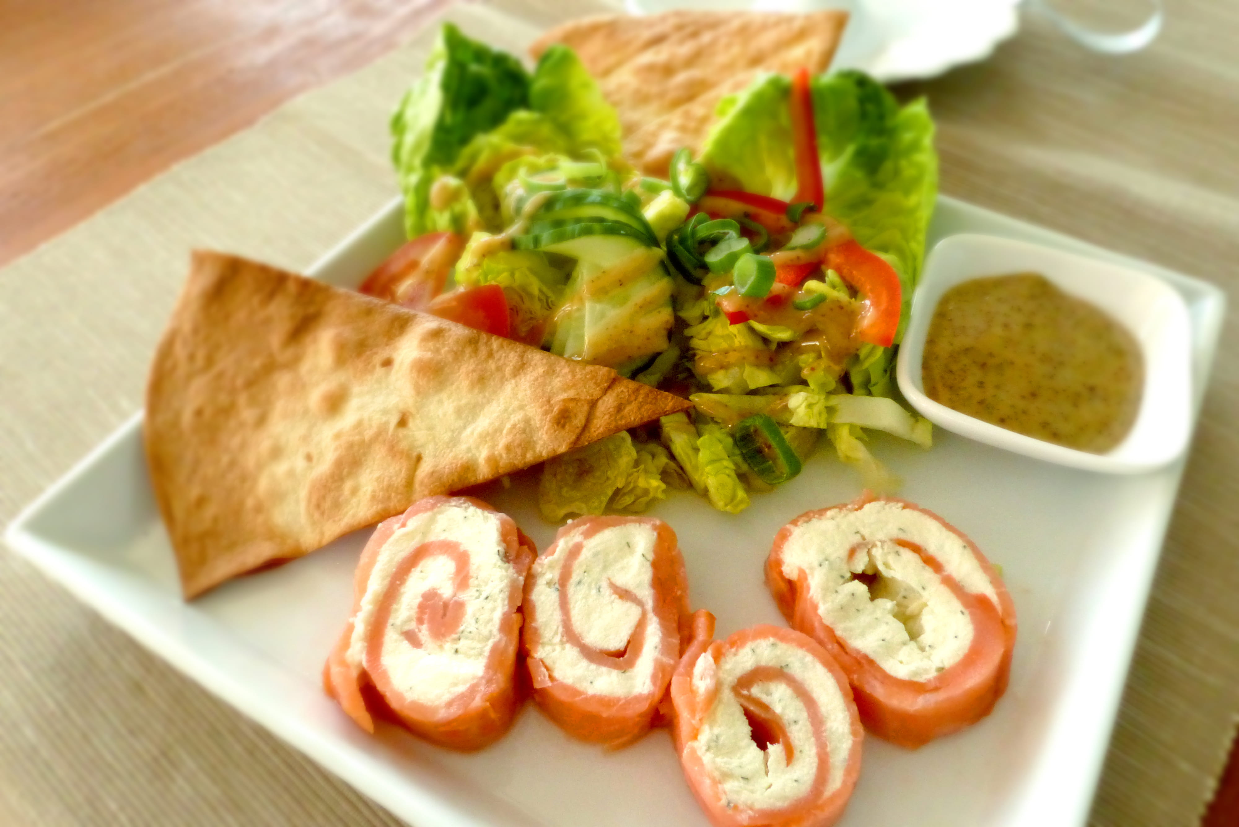 snack, indoors, healthy, savory sauce, cuisine, fresh, salad, close-up, dinner, lettuce, 4K, healthy eating, eating healthy, wrap sandwich, fruit, vegetables, HD Wallpaper