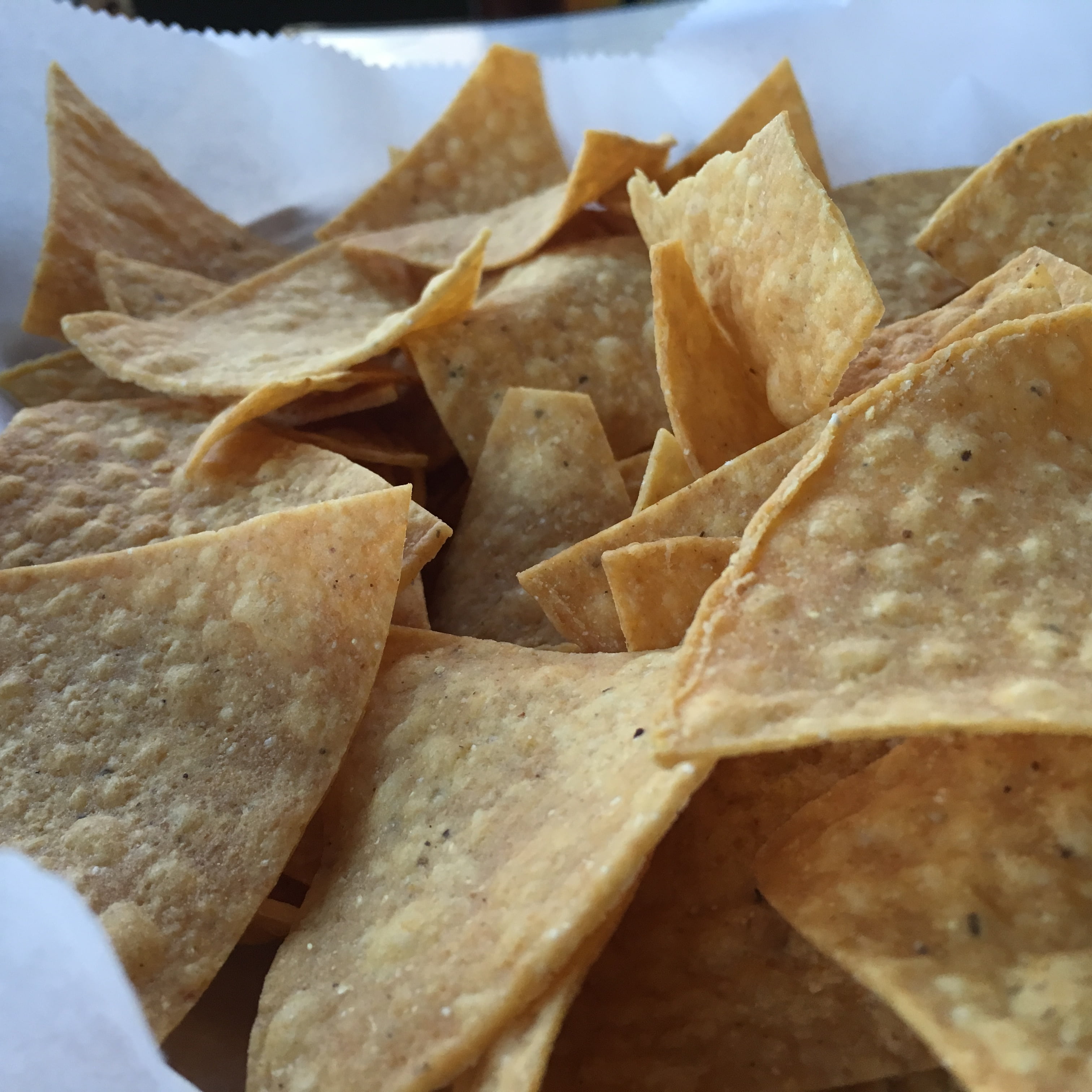meal, temptation, close-up, mexican, fried, selective focus, tortilla - Flatbread, food and drink, paper, potato Chip, still life, ready-to-eat, baked, Phone HD Wallpaper
