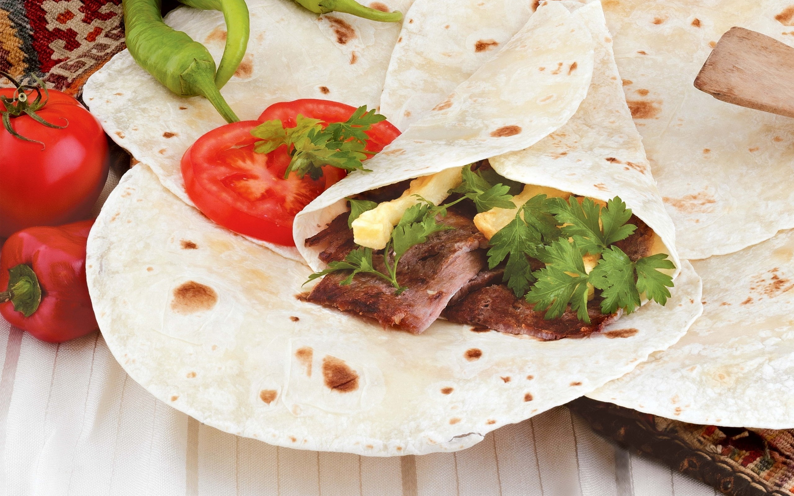 fruit, vegetarian food, healthy eating, bread, no people, food, vegetable, close-up, ready-to-eat, plate, 2K, mexican food, tortilla - flatbread, taco, HD Wallpaper