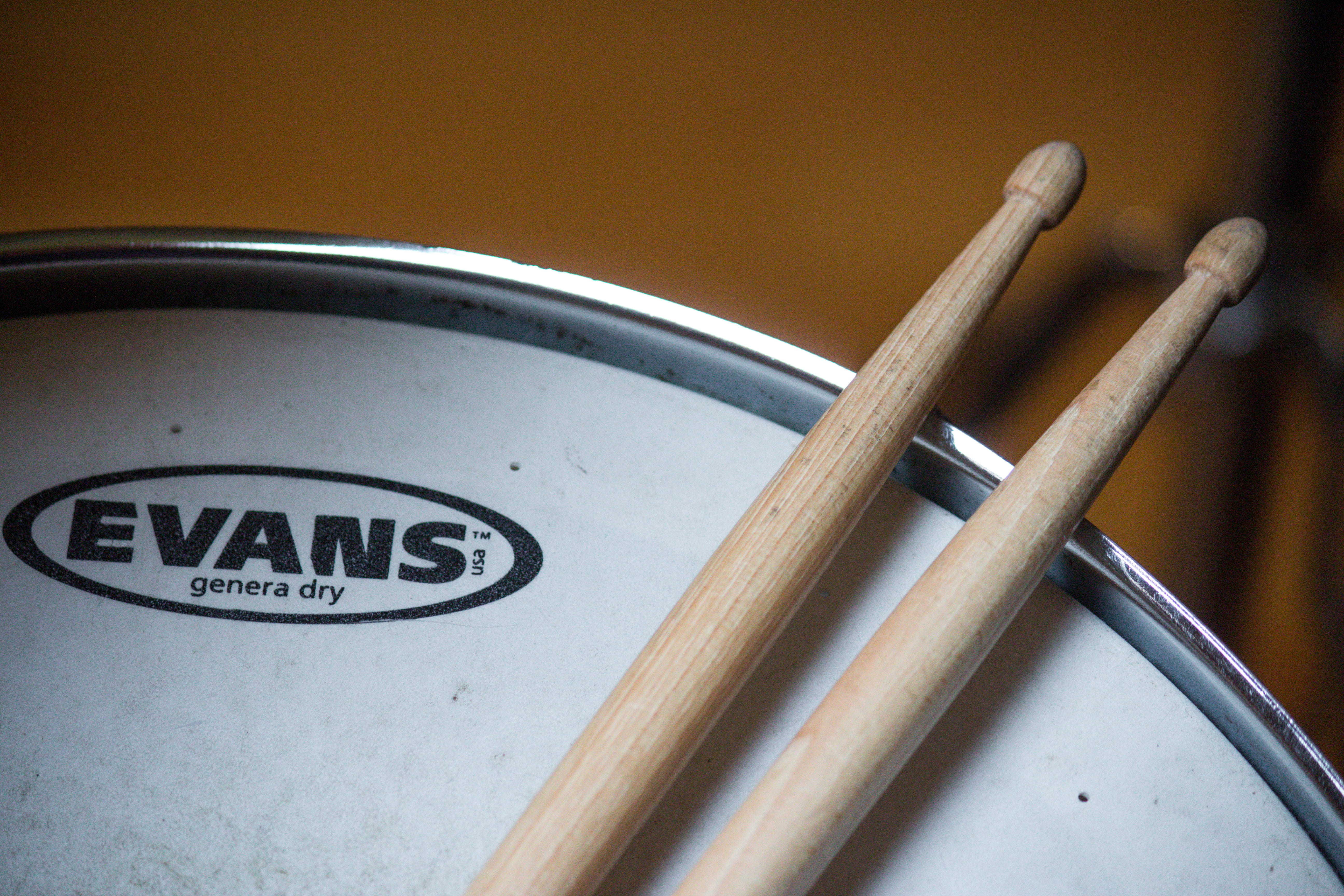 music, household equipment, western script, craft, drumstick, group of objects, communication, indoors, kitchen utensil, no people, drumsticks, percussion instrument, HD Wallpaper