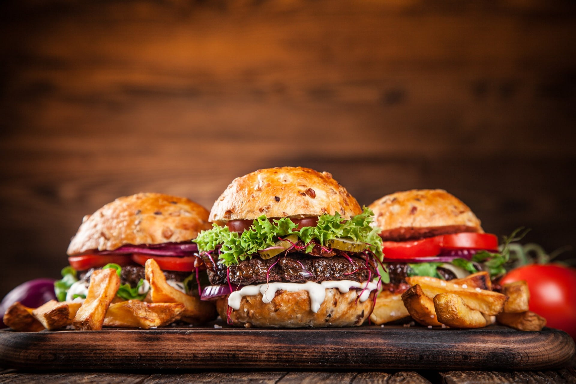 hamburger, minced, food and drink, vegetables, burgers, beef, take out food, sandwich, vegetable, bread, bun, indoors, lettuce, tomato, fruit, unhealthy eating, HD Wallpaper
