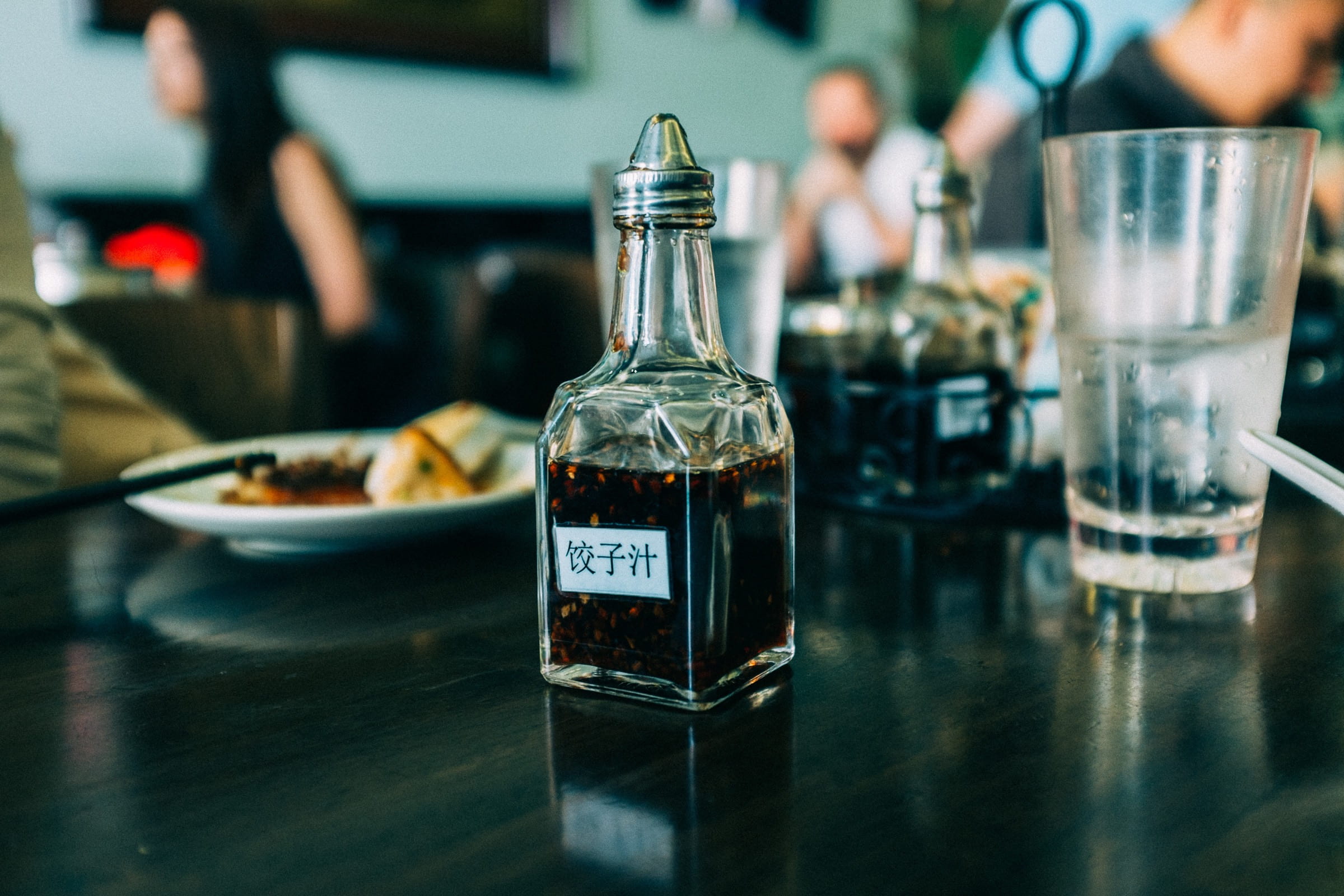 tray, drinking glass, dim sum, freshness, clear, table, gyozo, incidental people, nightlife, business, condiments, sauce, chinese, bar - drink establishment, HD Wallpaper