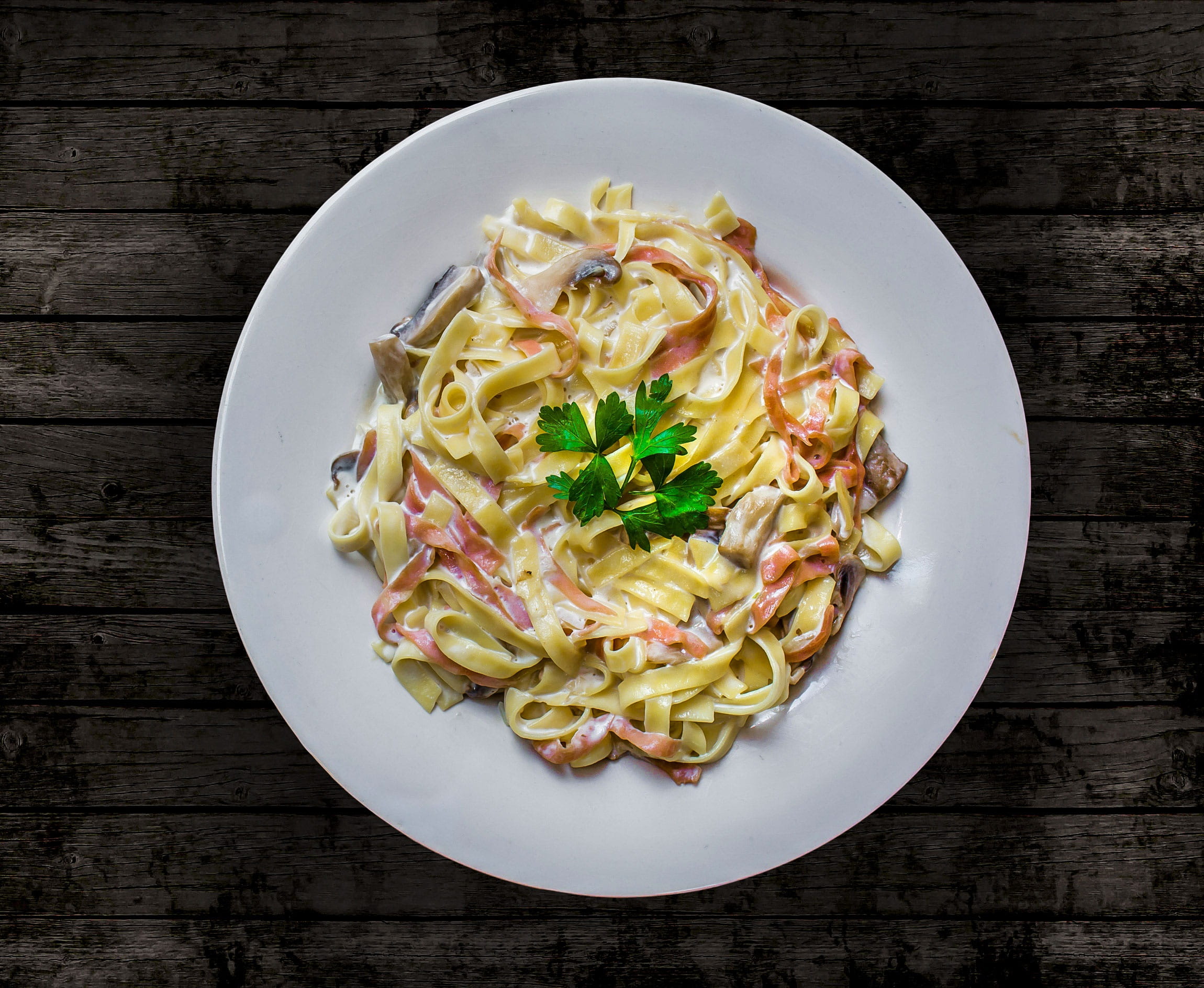 high angle view, Carbonara, indoors, tagliatelle, freshness, studio shot, ham, still life, seafood, 1080P, garnish, close-up, macaroni, table, healthy eating, HD Wallpaper