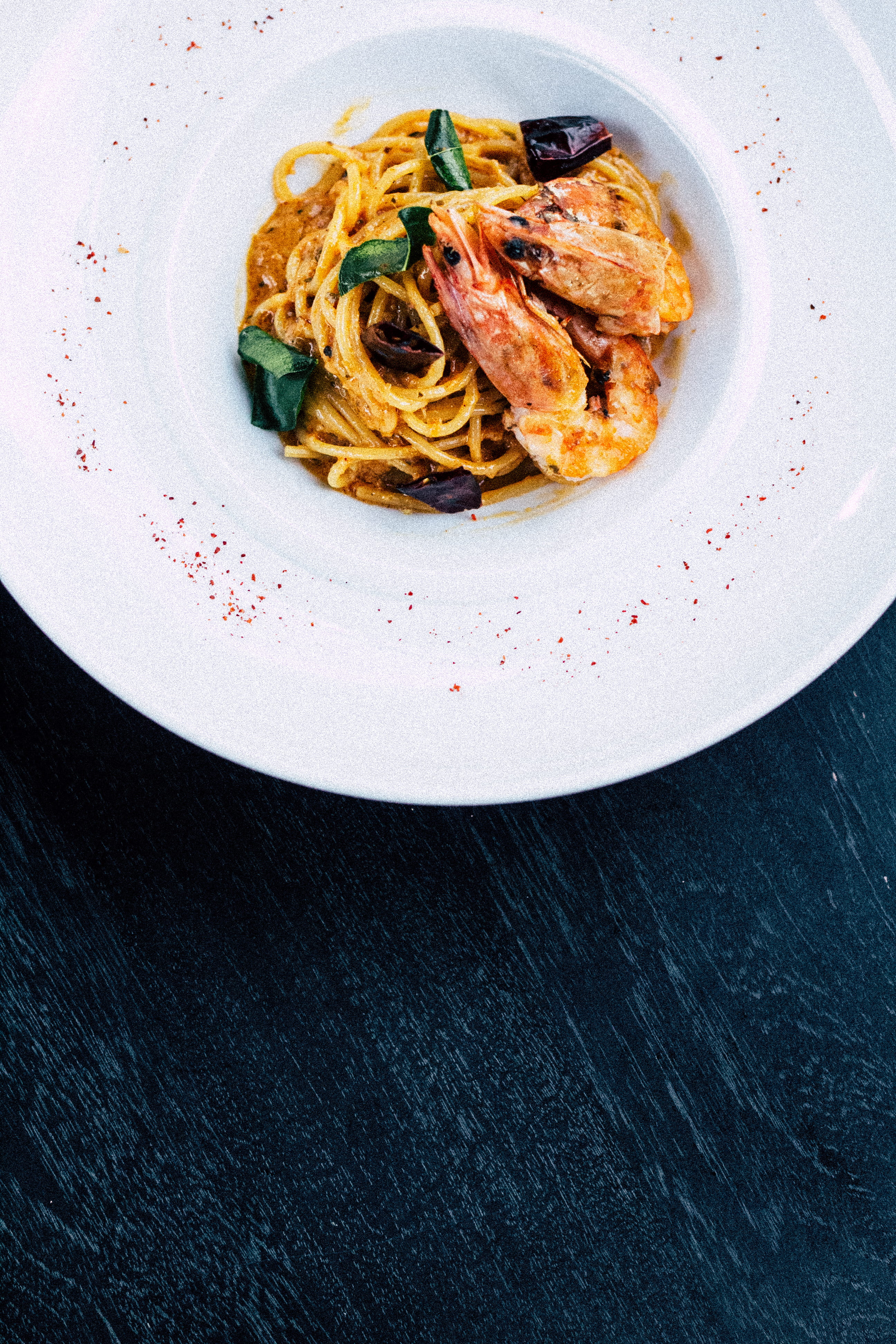 herbs, ready-to-eat, directly above, plate, temptation, garnish, italian food, meal, high angle view, ceramic, wellbeing, indoors, food and drink, food, Phone HD Wallpaper