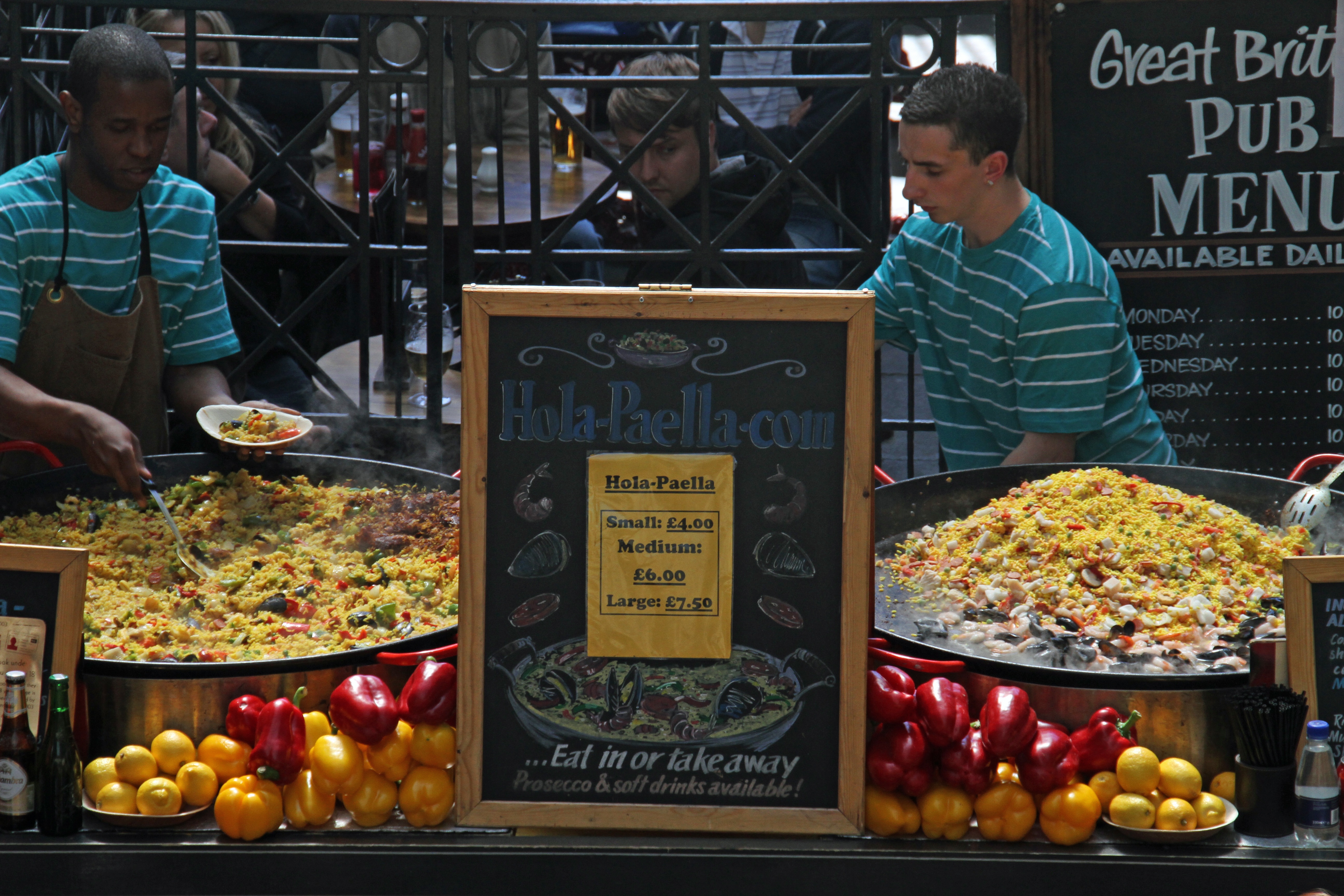 for sale, business, adult, food, dinner, covent garden, fruit, 5K, incidental people, man, lunch, container, landmark, wellbeing, tourism, retail, eating, HD Wallpaper