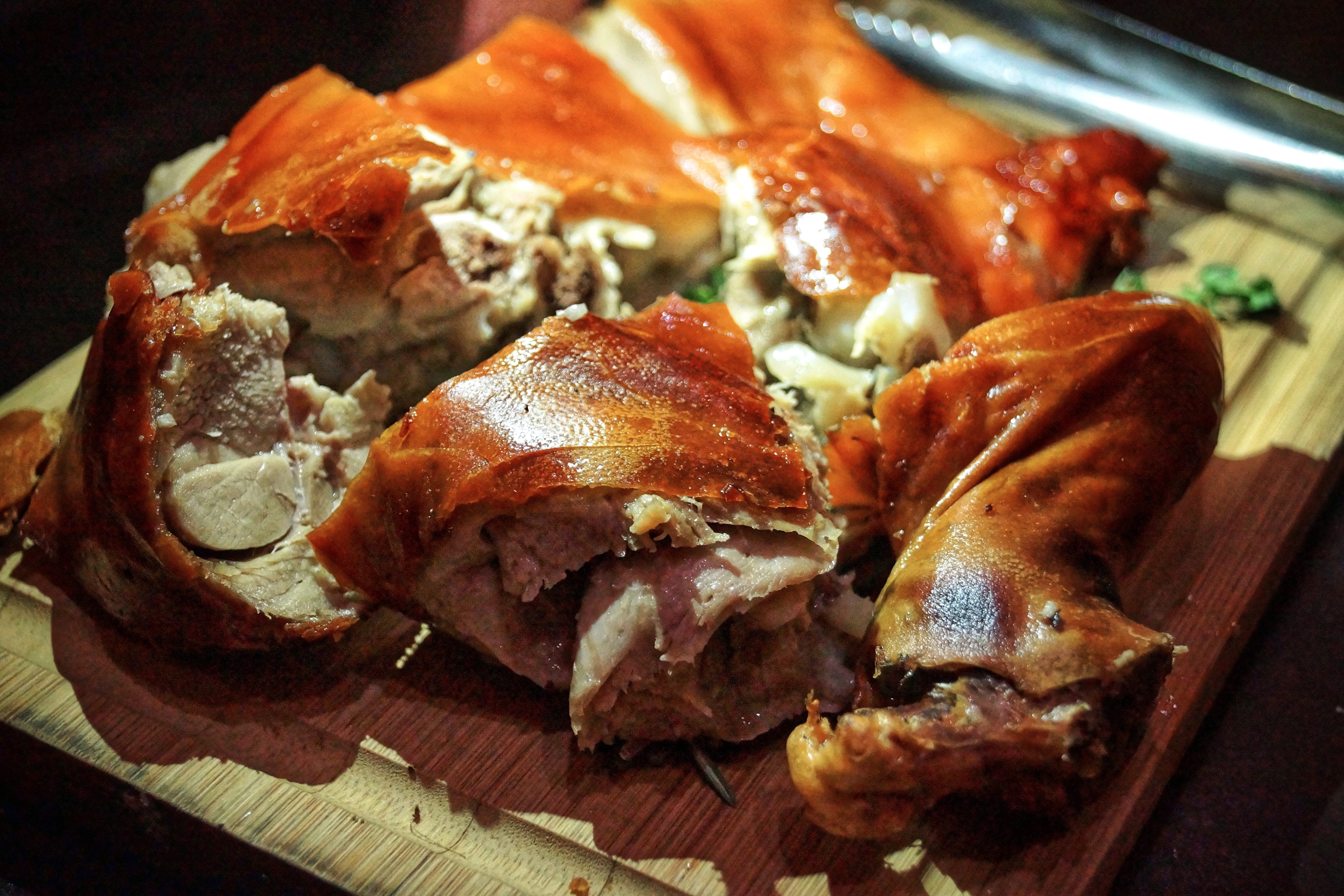 indulgence, meal, healthy eating, close-up, meat, crispy, 5K, table, wellbeing, high angle view, selective focus, skin, dinner, ready-to-eat, suckling pig, HD Wallpaper