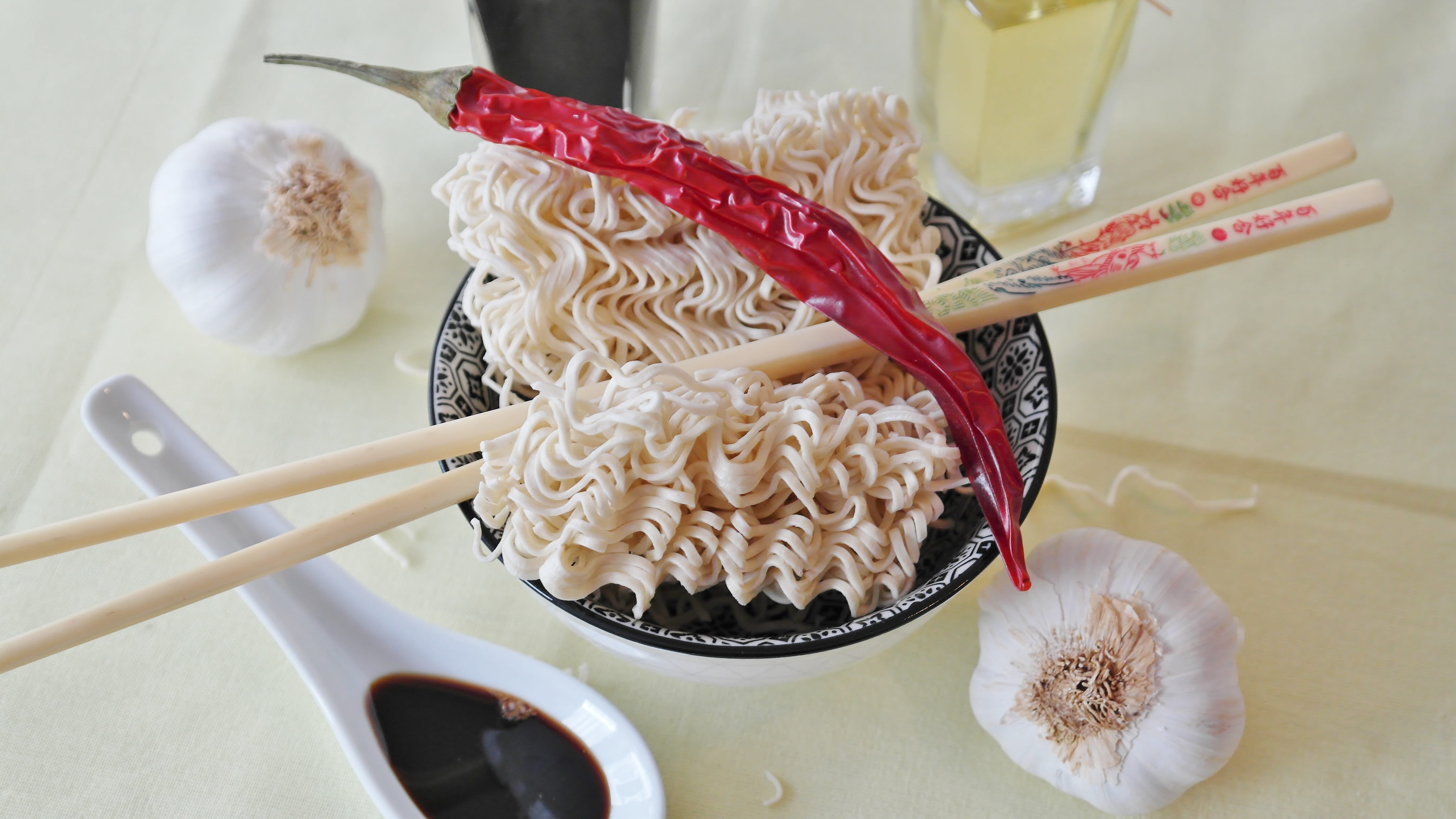 eat, still life, high angle view, kitchen utensil, asian cuisine, meal, wellbeing, asia, italian food, ready-to-eat, japanese food, close-up, plate, noodles, HD Wallpaper