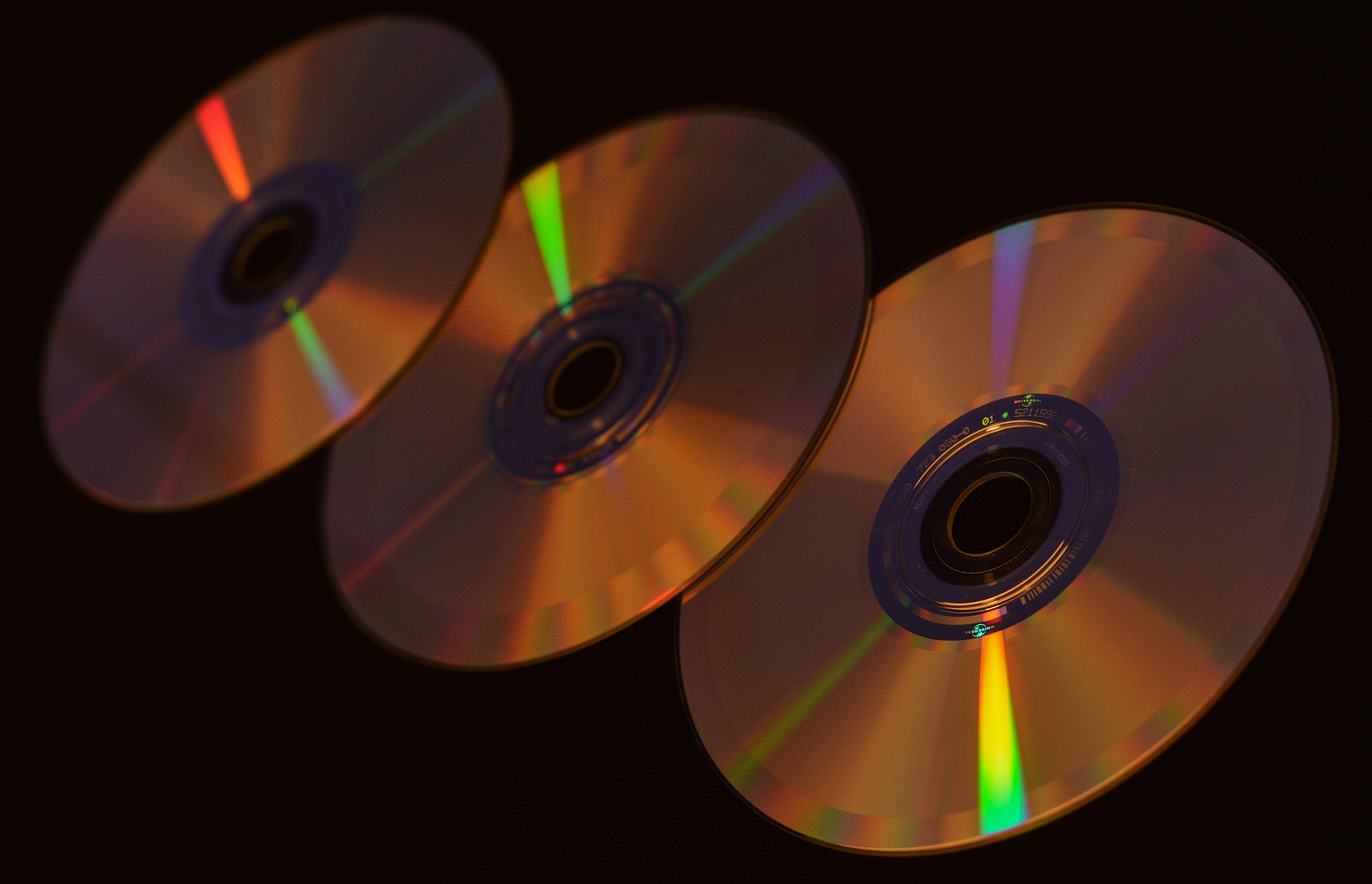 5K, shape, arts culture and entertainment, record, alicia keys, yellow, close-up, event, technology, no people, music, shiny, drive, listen, reflection, HD Wallpaper
