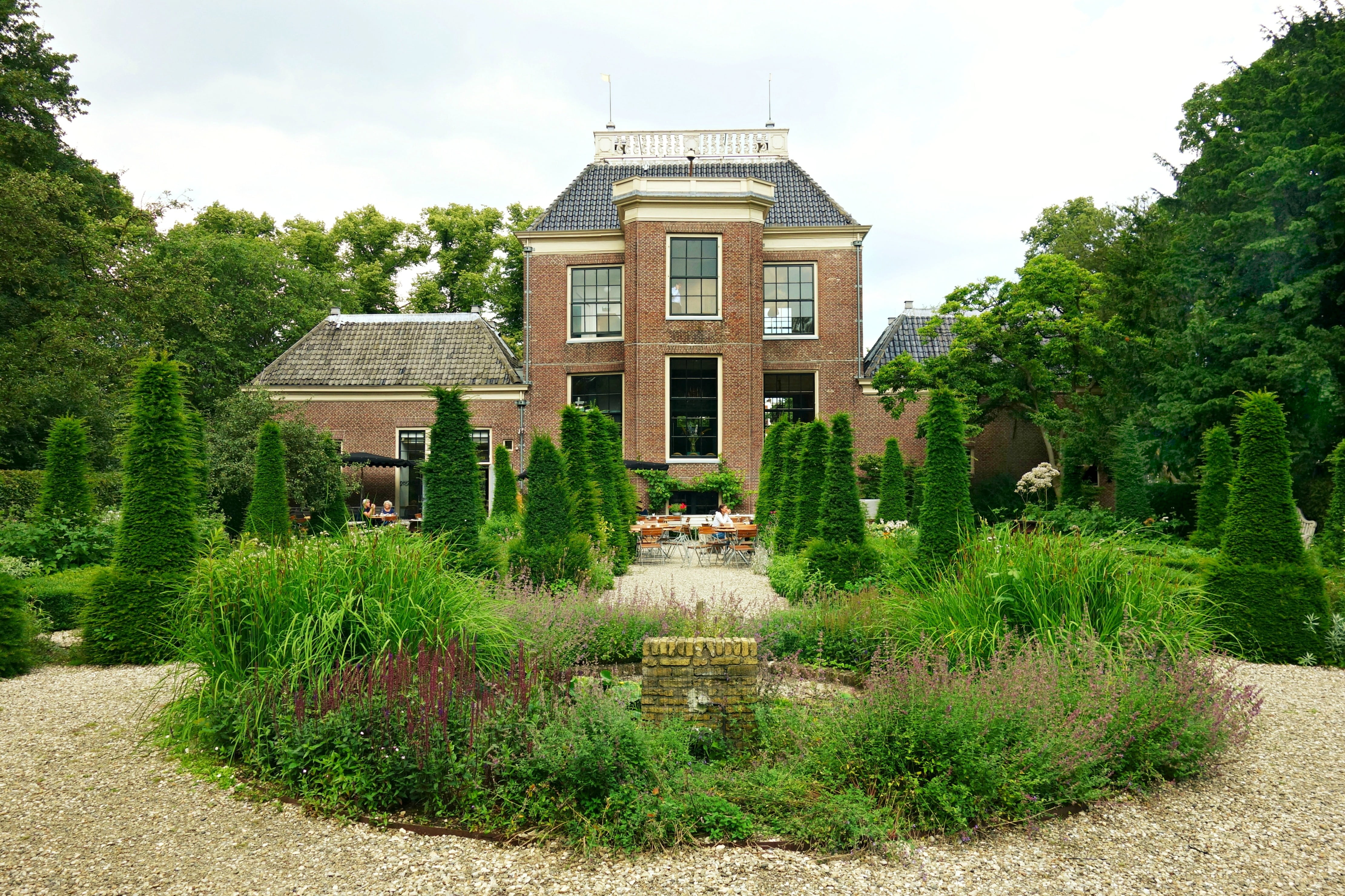 facade, 17th century, house, building exterior, built structure, sky, green color, mansion, growth, ornamental garden, hedge, building, no people, water, HD Wallpaper