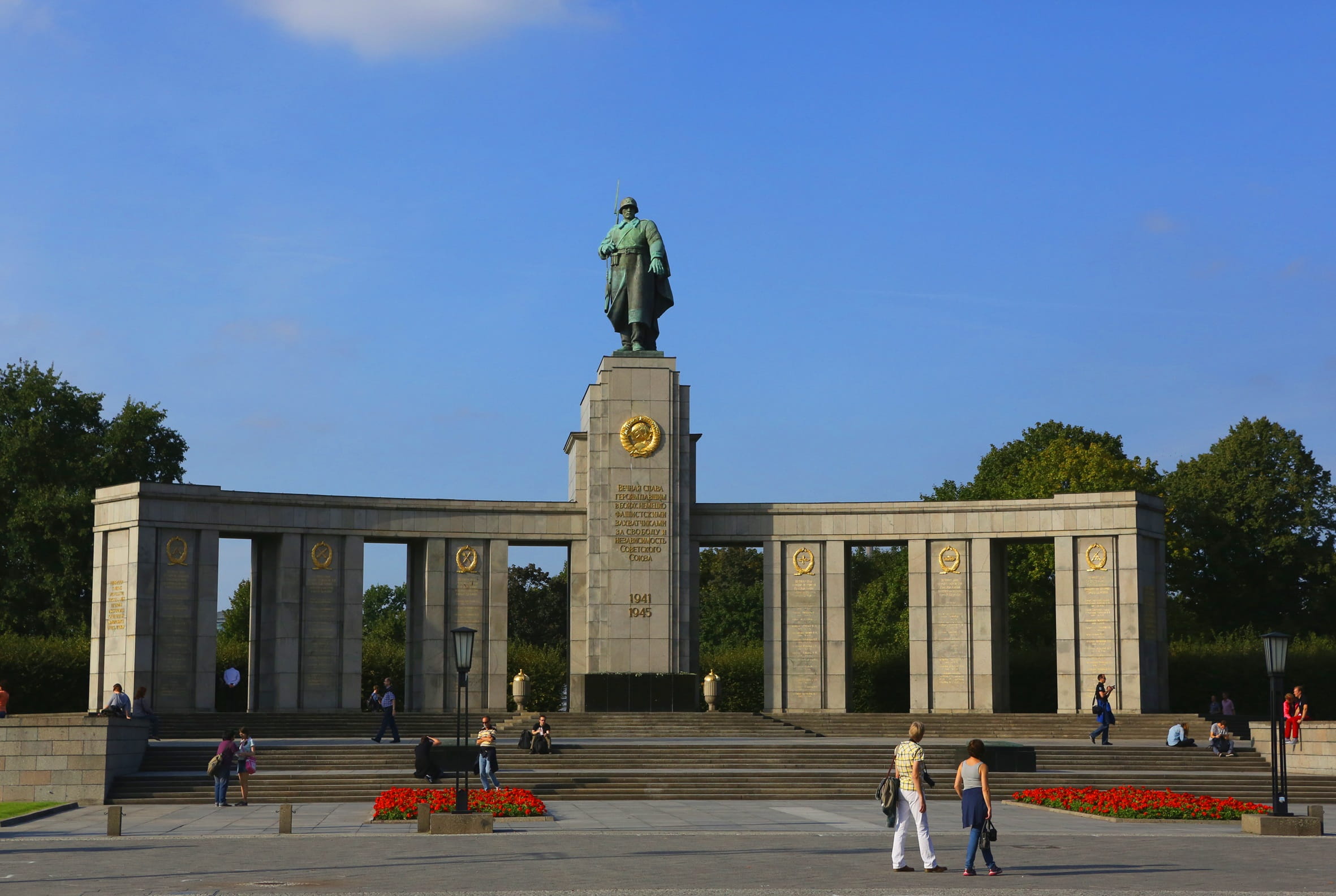 the past, travel destinations, Russian, building exterior, Memorial, history, sculpture, june, representation, people, Monument, city, art and craft, 1080P, HD Wallpaper