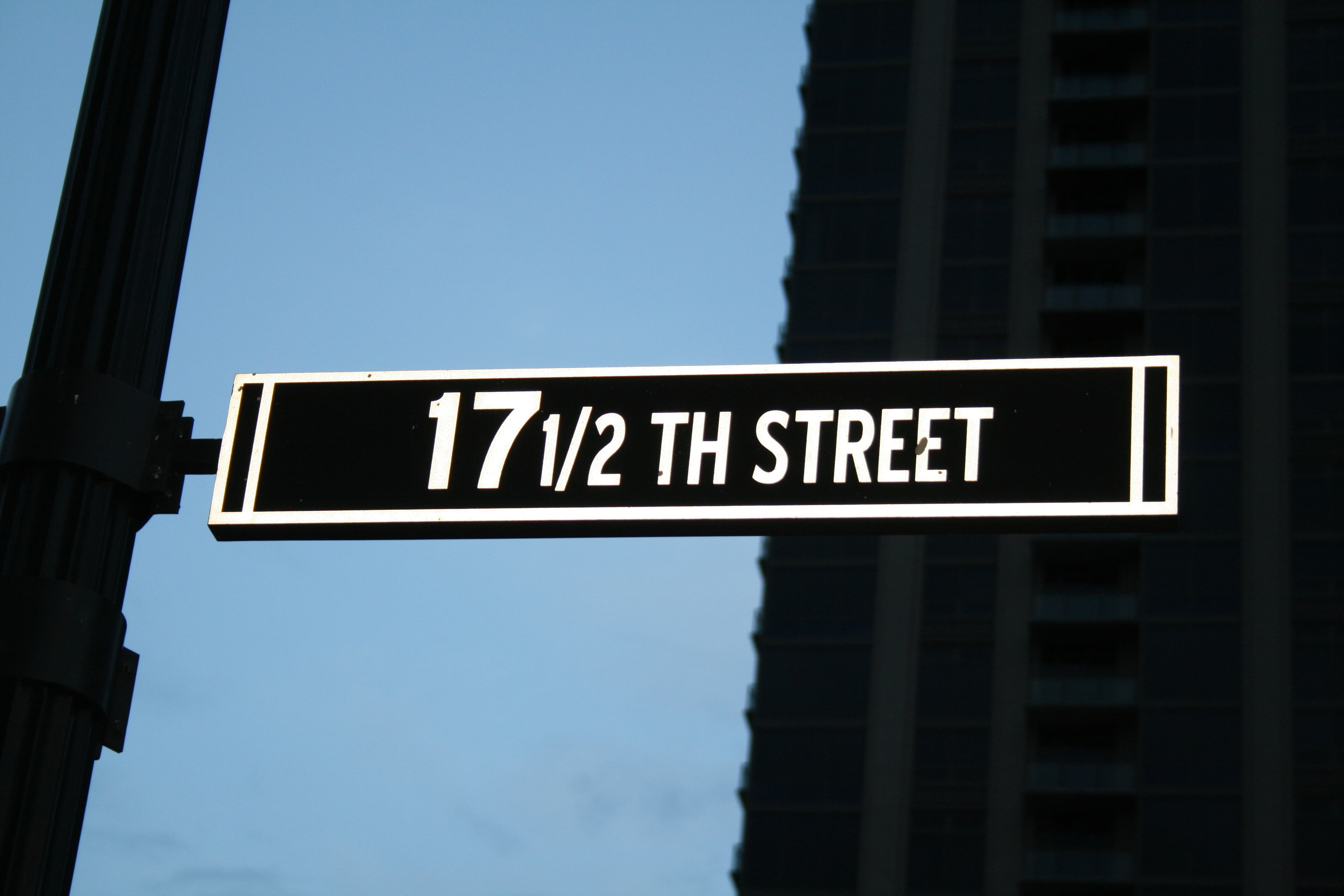 direction, text, western script, nature, day, street sign, road sign, guidance, building exterior, outdoors, city, communication, sky, one way, information, HD Wallpaper
