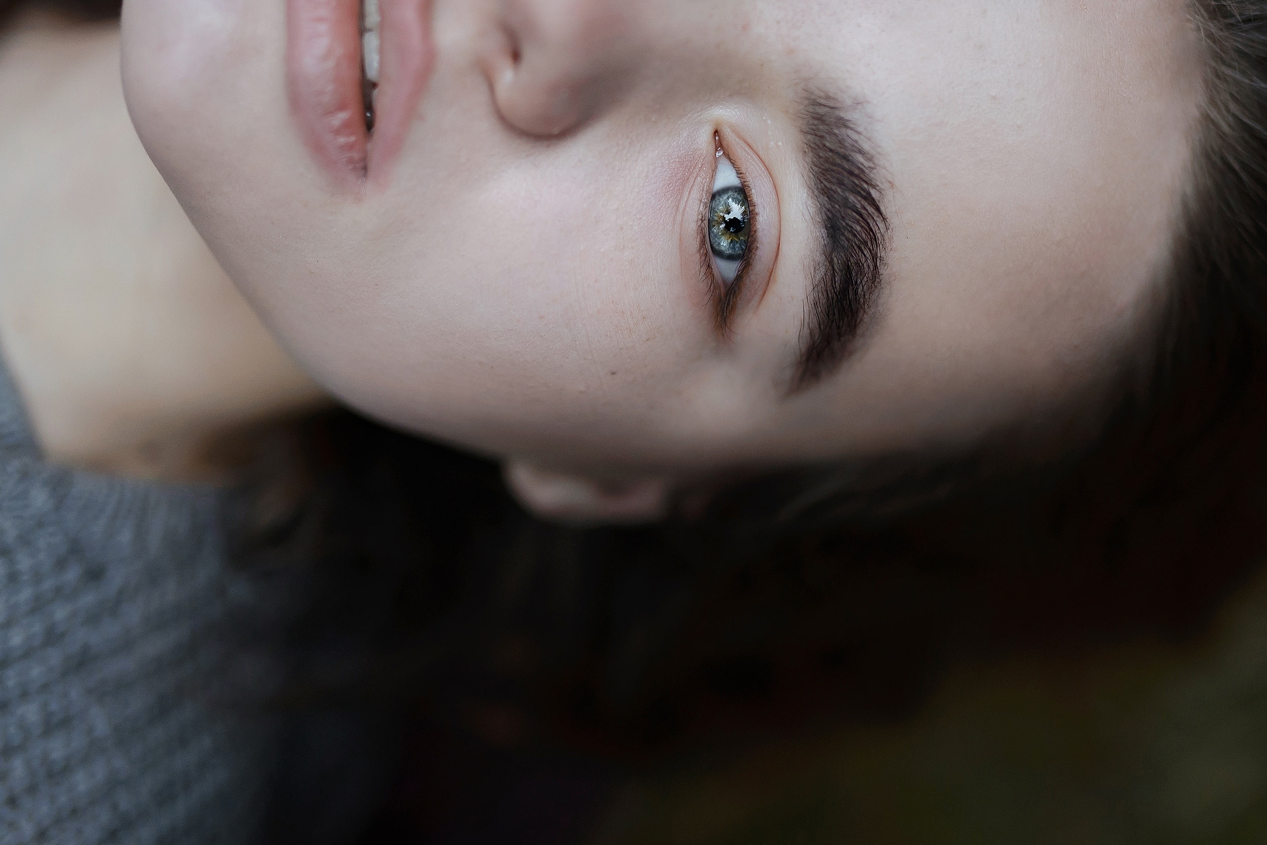 model, gray eyes, pale, face, lips, women outdoors, top view, looking at viewer, women, portrait, outdoors, open mouth, eyes, bokeh, 2K, sweater, brunette, HD Wallpaper