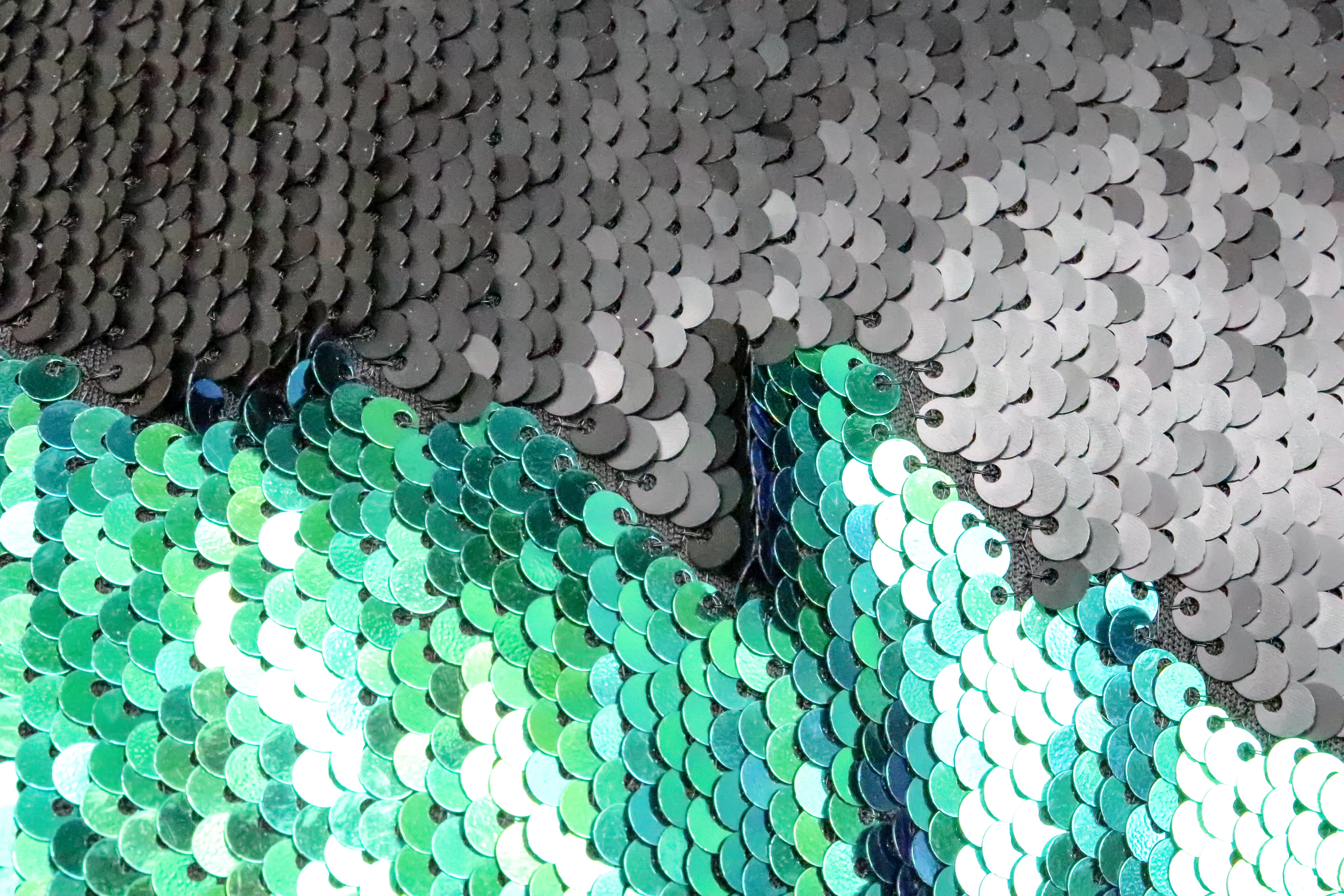 pattern, sparkling, texture, glitter, connection, gray, fishing industry, no people, shimmer, pillow, green color, security, water, metal, glittery, strength, HD Wallpaper