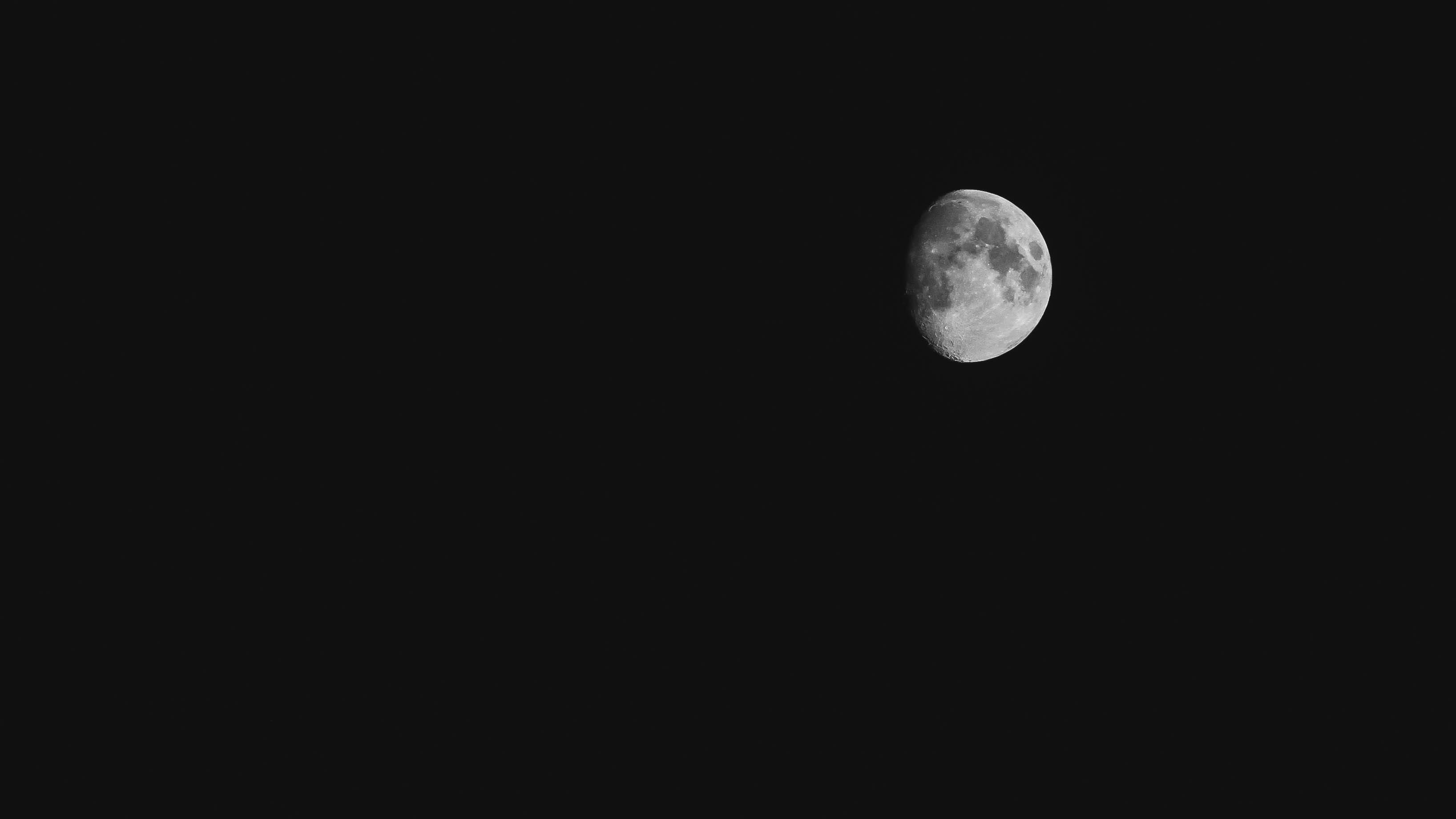 nature, planetary moon, tranquility, 2K, waning gibbous, moon surface, night, starlight, eclipse, outdoors, wolf, clear sky, dark, stars, space, tranquil scene, HD Wallpaper