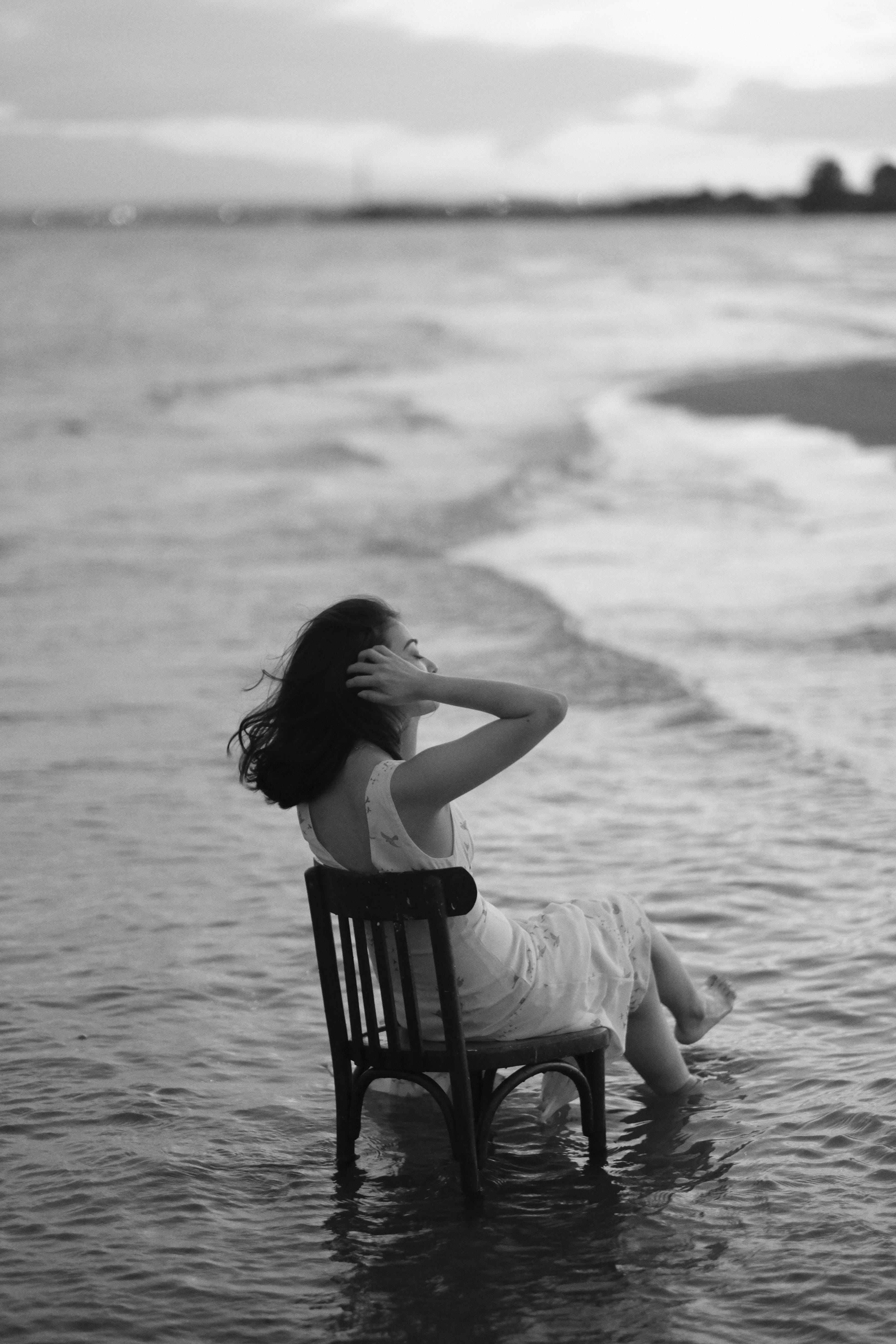 nature, drowning, kazakhstan, coast, woman, beauty in nature, outdoors, sea, chair, grayscale, full length, person, furniture, ocean, abstract, female, Phone HD Wallpaper
