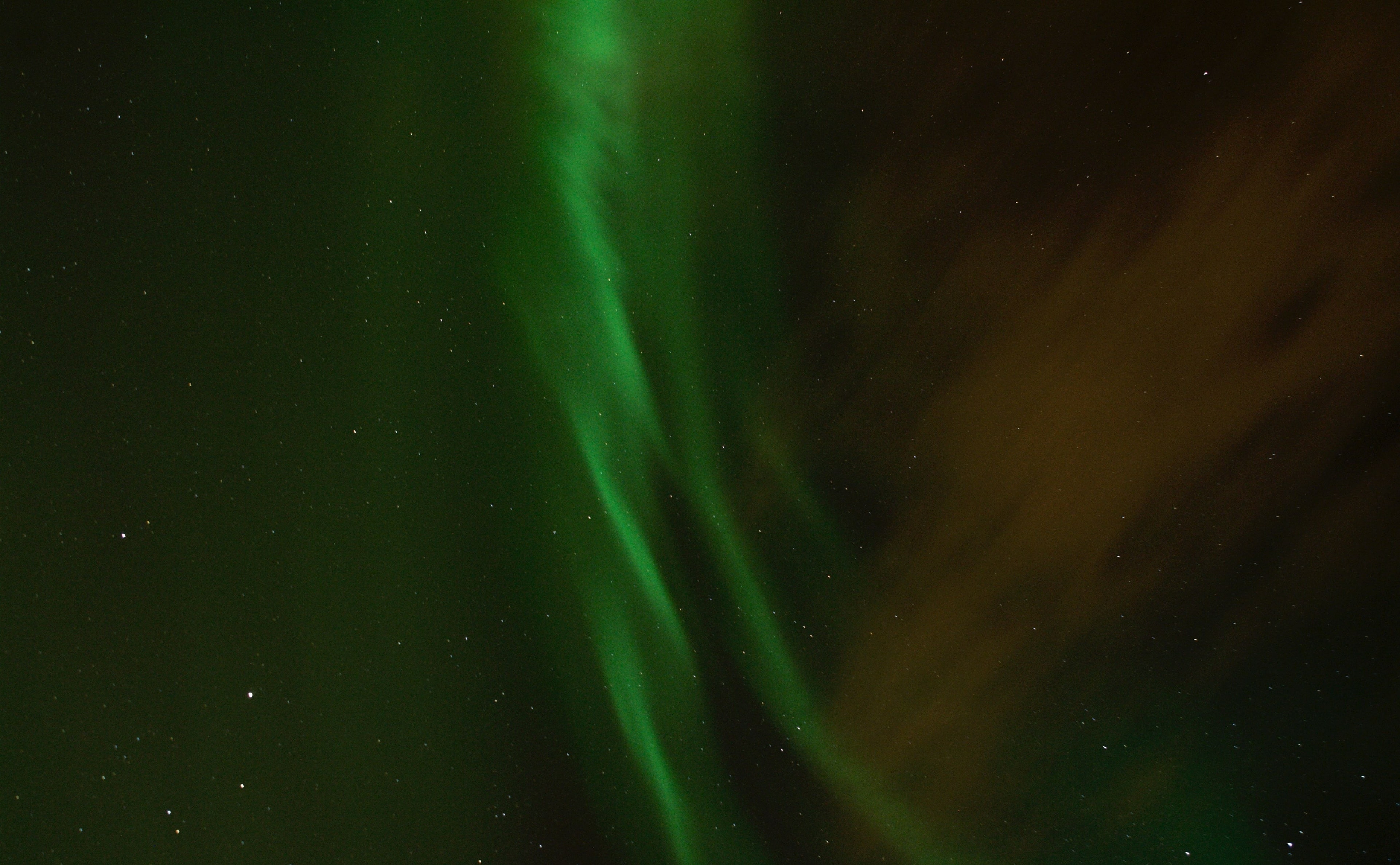 tranquil scene, green color, auroraborealis, aurora polaris, star - space, dramatic sky, nordlys, 4K, no people, majestic, luminosity, Aurora, sky, space and astronomy, HD Wallpaper