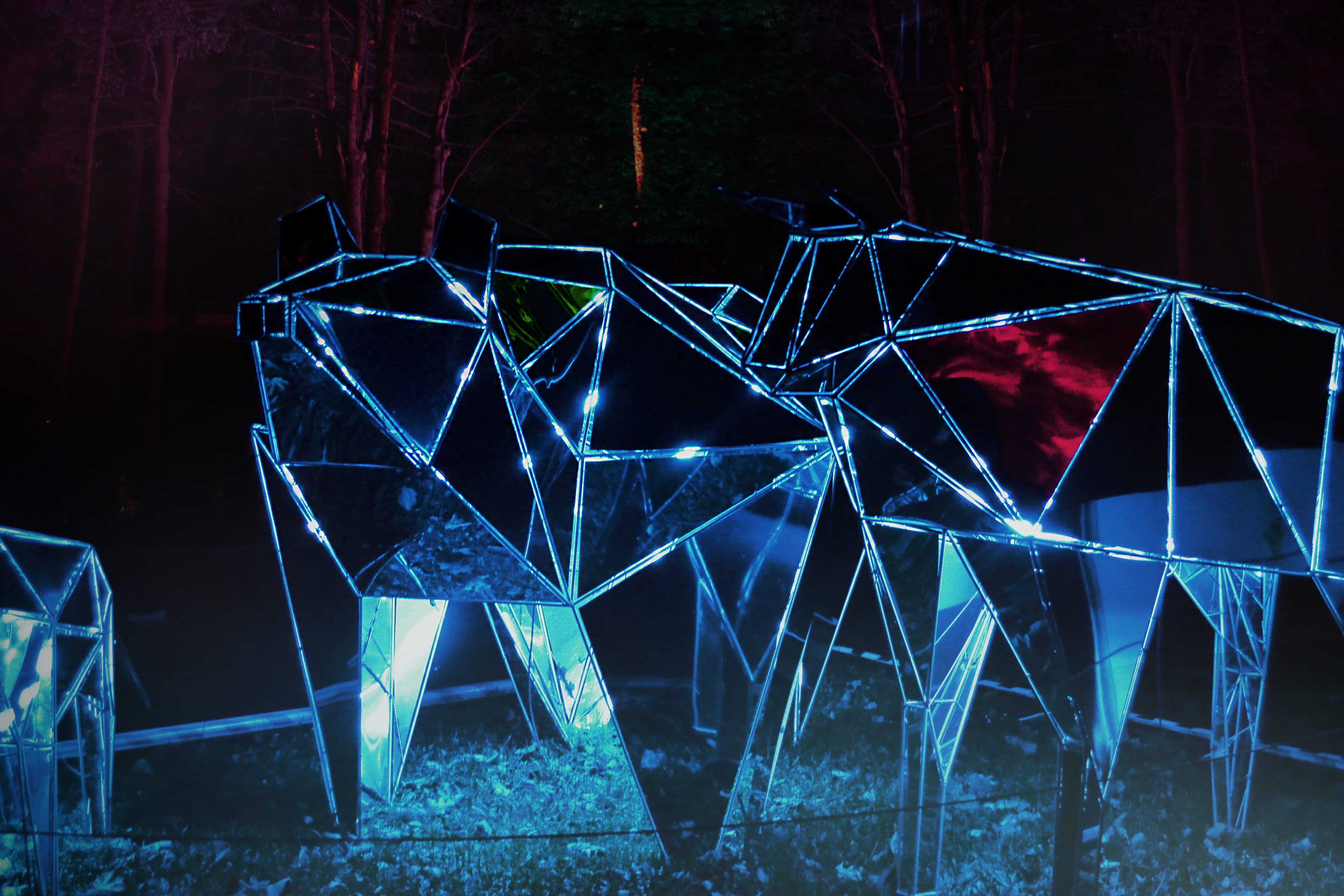 4K, light - natural phenomenon, night, nightlife, blue, dark, lumen, lighting equipment, geometric shape, floodlight, tree, shape, arts culture and entertainment, HD Wallpaper
