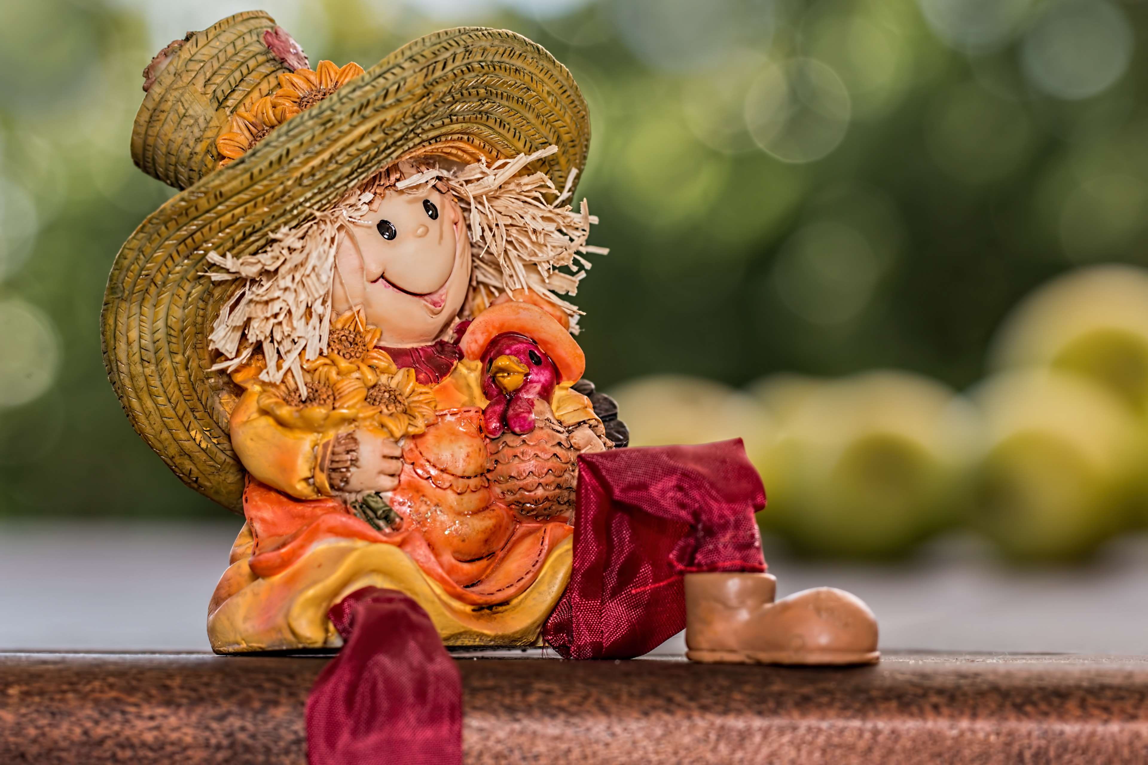 green, straw hat, nature, statue, human representation, idol, no people, 4K, religion, gardening, relaxed, season, figurine, creativity, agriculture, harvest, HD Wallpaper
