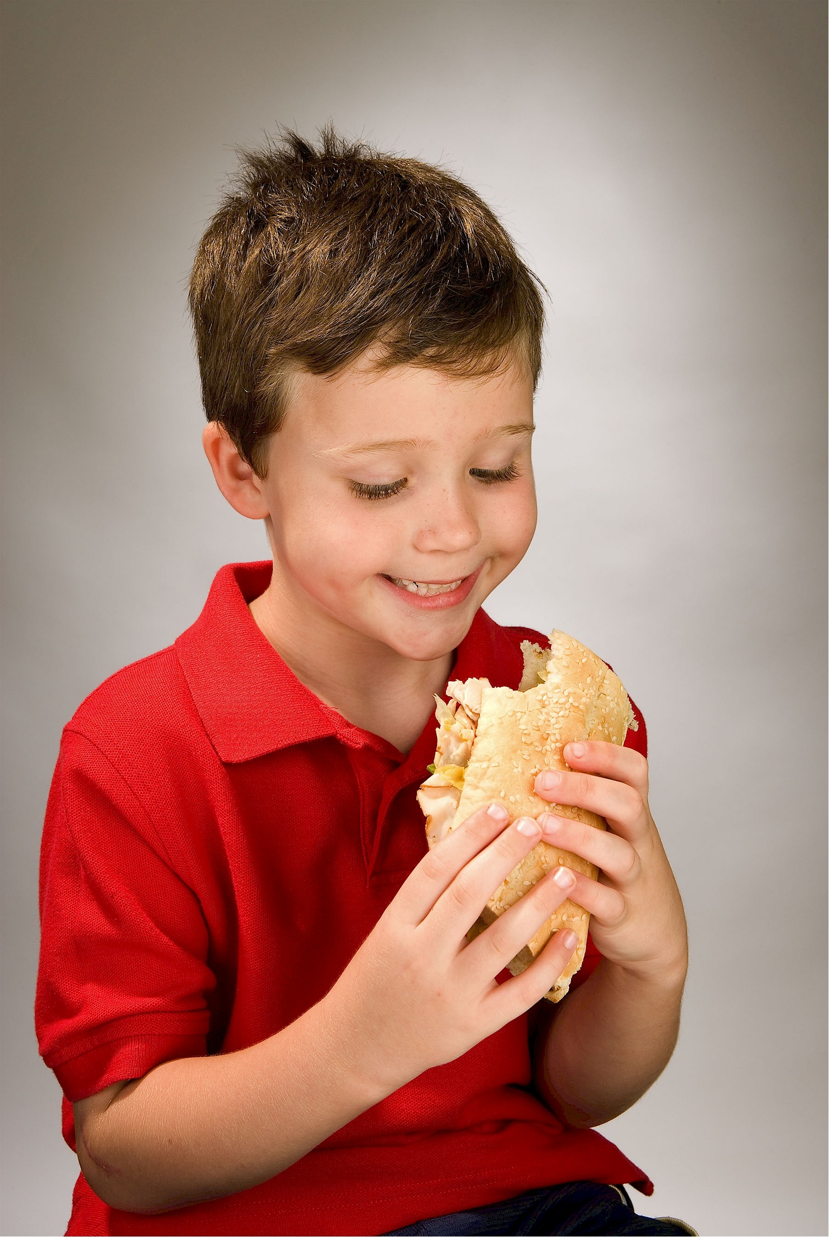 delicious, meat, boy, lunch, indoors, healthy, fresh, lifestyles, child, smiling, food and drink, holding, bread, front view, boys, food, 1080P, men, eating, Phone HD Wallpaper