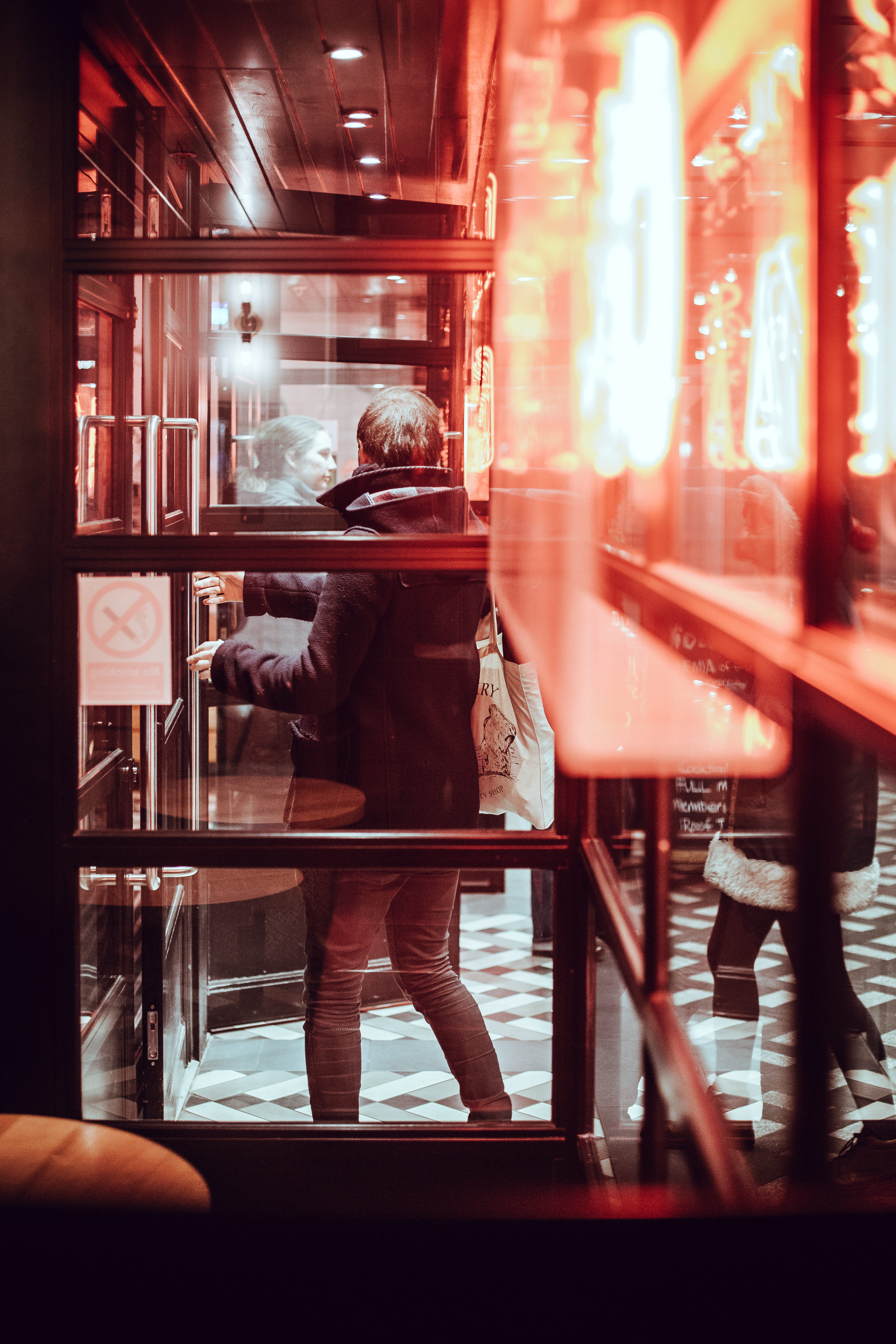 store, people, lifestyles, people Traveling, adult, near, women, urban Scene, neon, At the Cinema, light, built structure, wooden, reflection, indoors, Phone HD Wallpaper