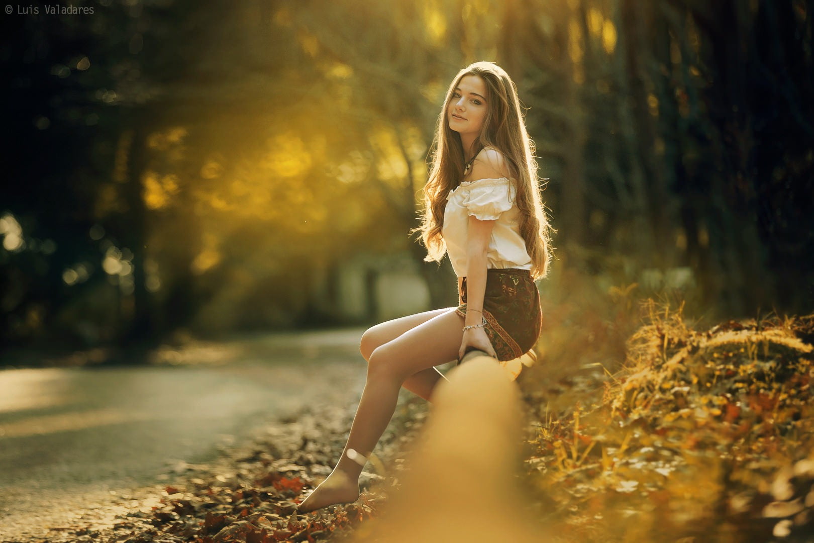 selective focus, beautiful woman, road, autumn, blond hair, adult, tree, fashion, women, young women, model, long hair, one person, outdoors, beauty, nature, HD Wallpaper