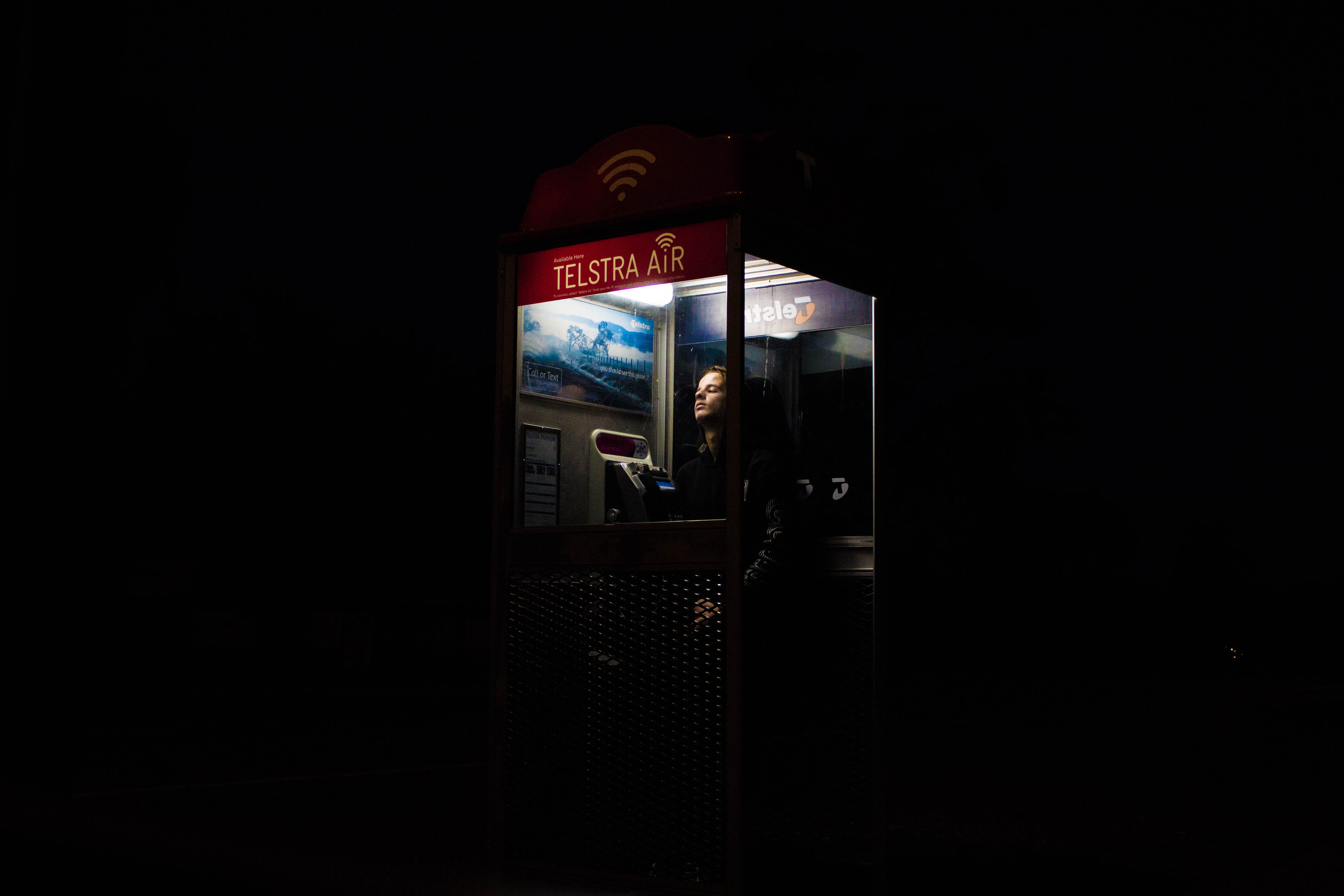 Telstra, photo messaging, man, one person, wireless technology, inside, technology, dark, phone, 5K, indoors, night, connection, adults only, city Life, HD Wallpaper