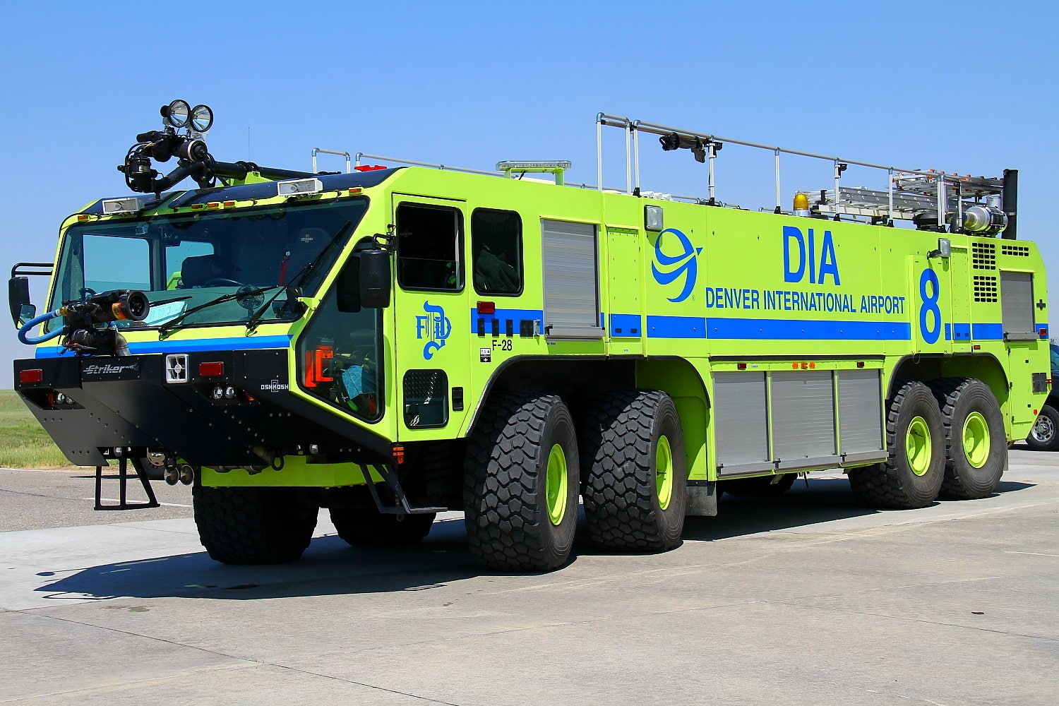 pompier, camion, airport, medic, departments, colorado, denver, suv, truck, 720P, cars, emergency, rescue, fire, usa, HD Wallpaper