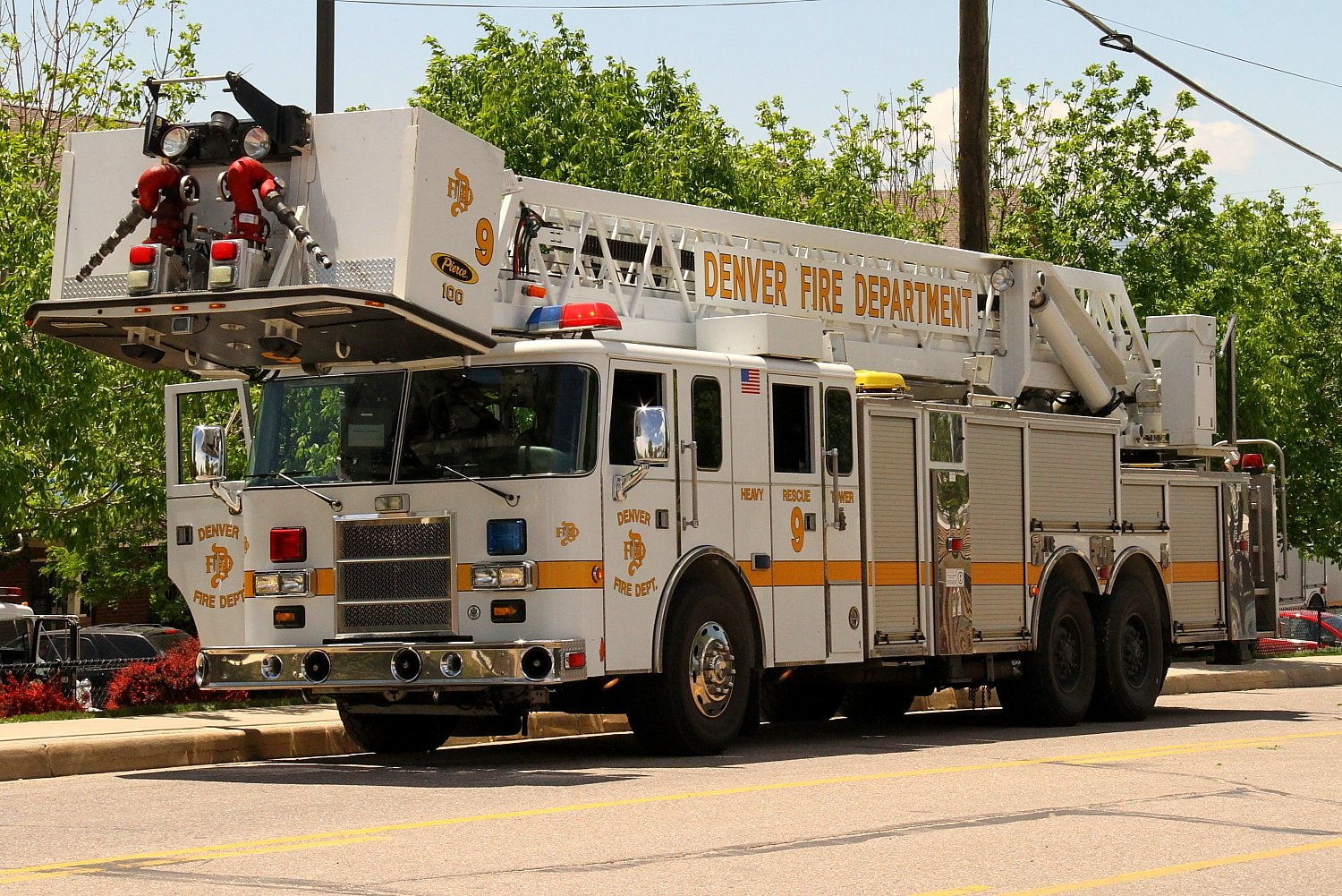 colorado, denver, usa, medic, pompier, fire, cars, suv, emergency, truck, camion, rescue, departments, 720P, airport, HD Wallpaper